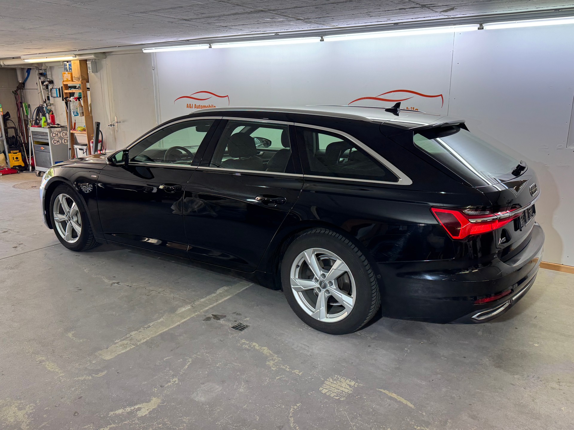 AUDI A6 Avant 40 TDI Sport quattro S-tronic-image-3