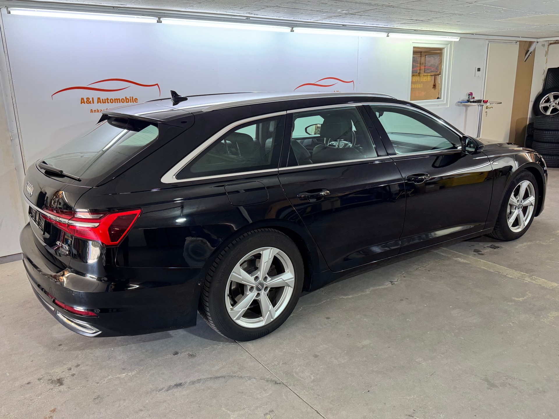AUDI A6 Avant 40 TDI Sport quattro S-tronic-image-2