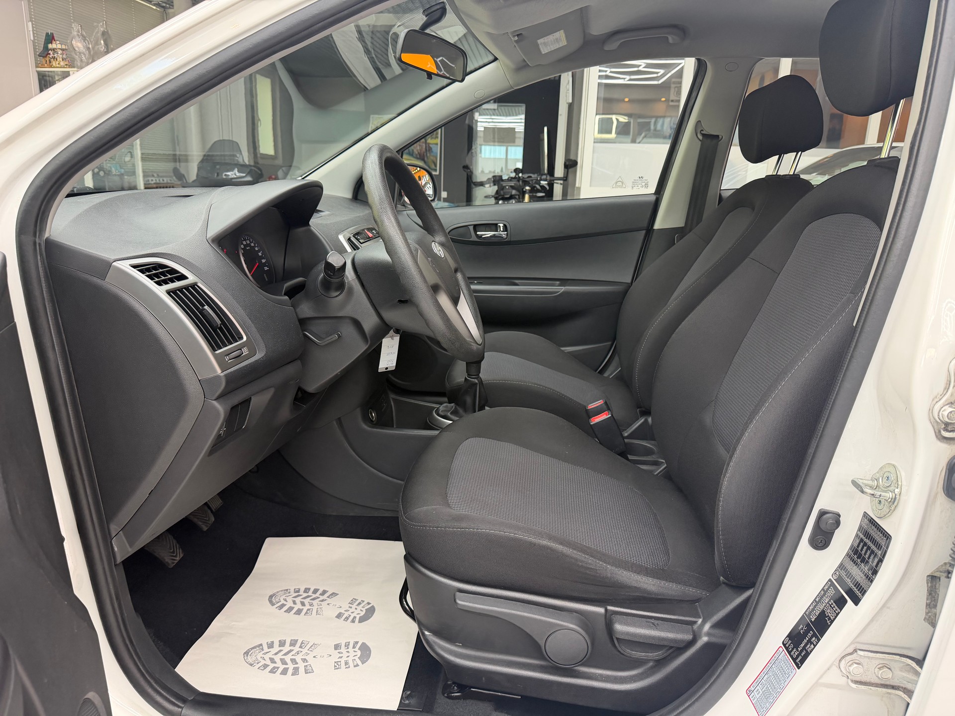 HYUNDAI i20 1.2 Pica-image-11