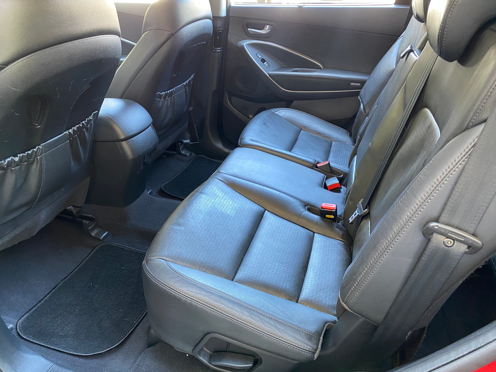 HYUNDAI Santa Fe 2.2 CRDI Premium 4WD Automatic-image-8