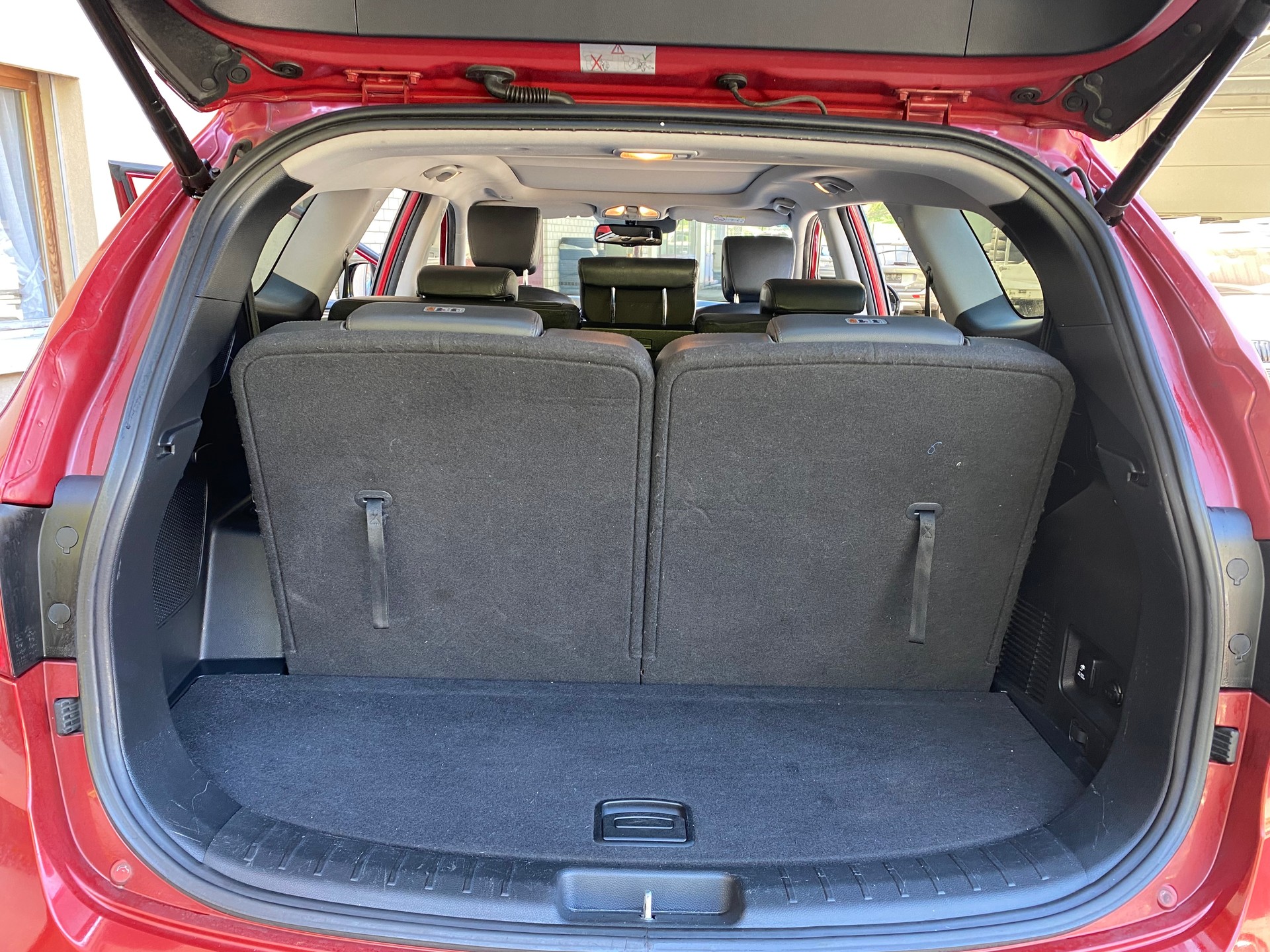 HYUNDAI Santa Fe 2.2 CRDI Premium 4WD Automatic-image-10