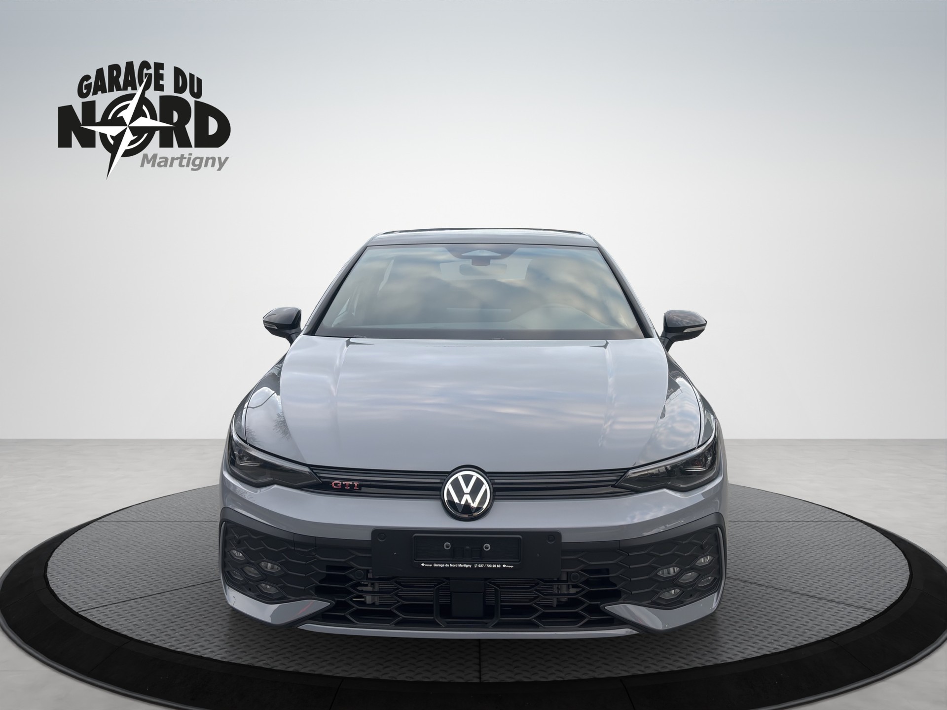VW Golf 2.0 TSI GTI DSG-image-1