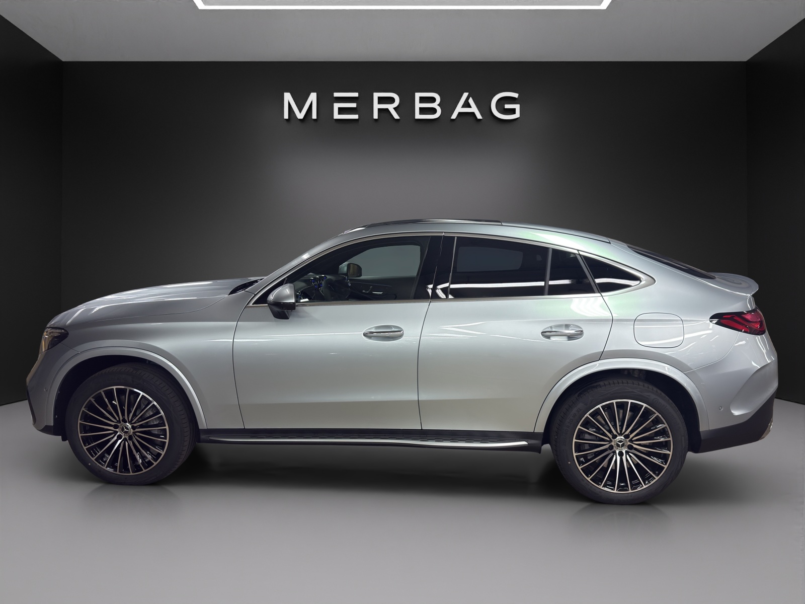 MERCEDES-BENZ GLC Coupé 300 e 4Matic 9EQ Star-image-1