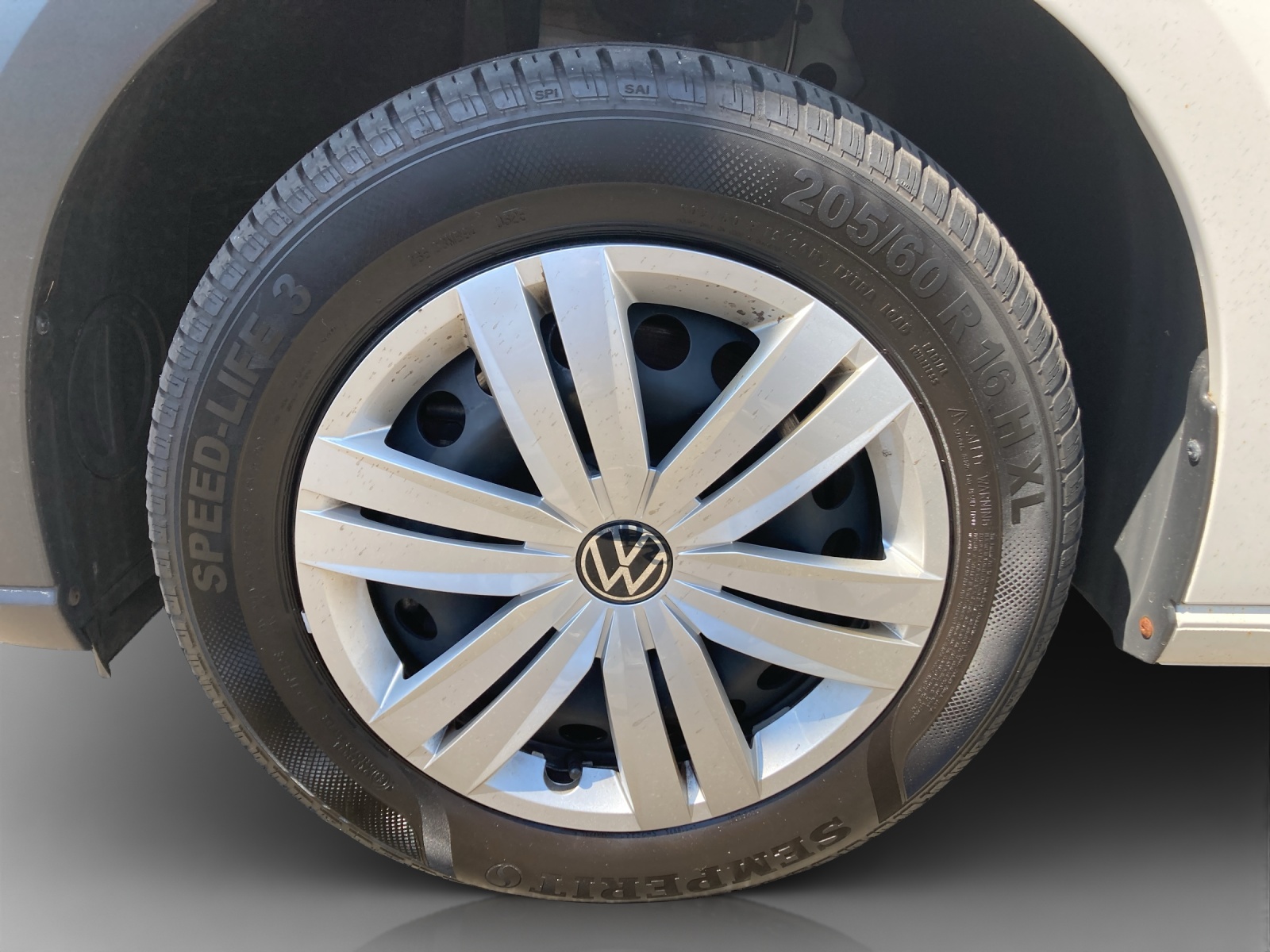 VW Caddy Cargo 2.0TDI 4Motion-image-15