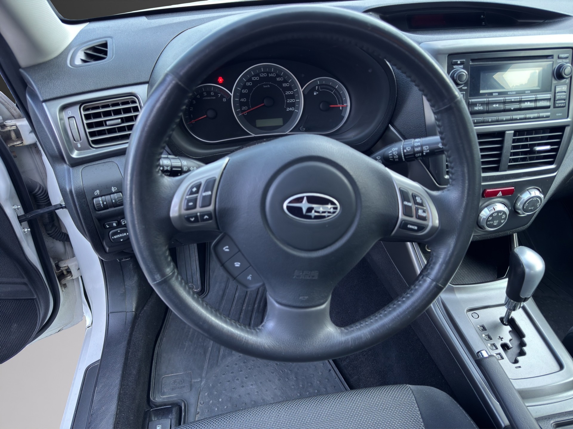 SUBARU Impreza 2.0R Swiss Automatic-image-12