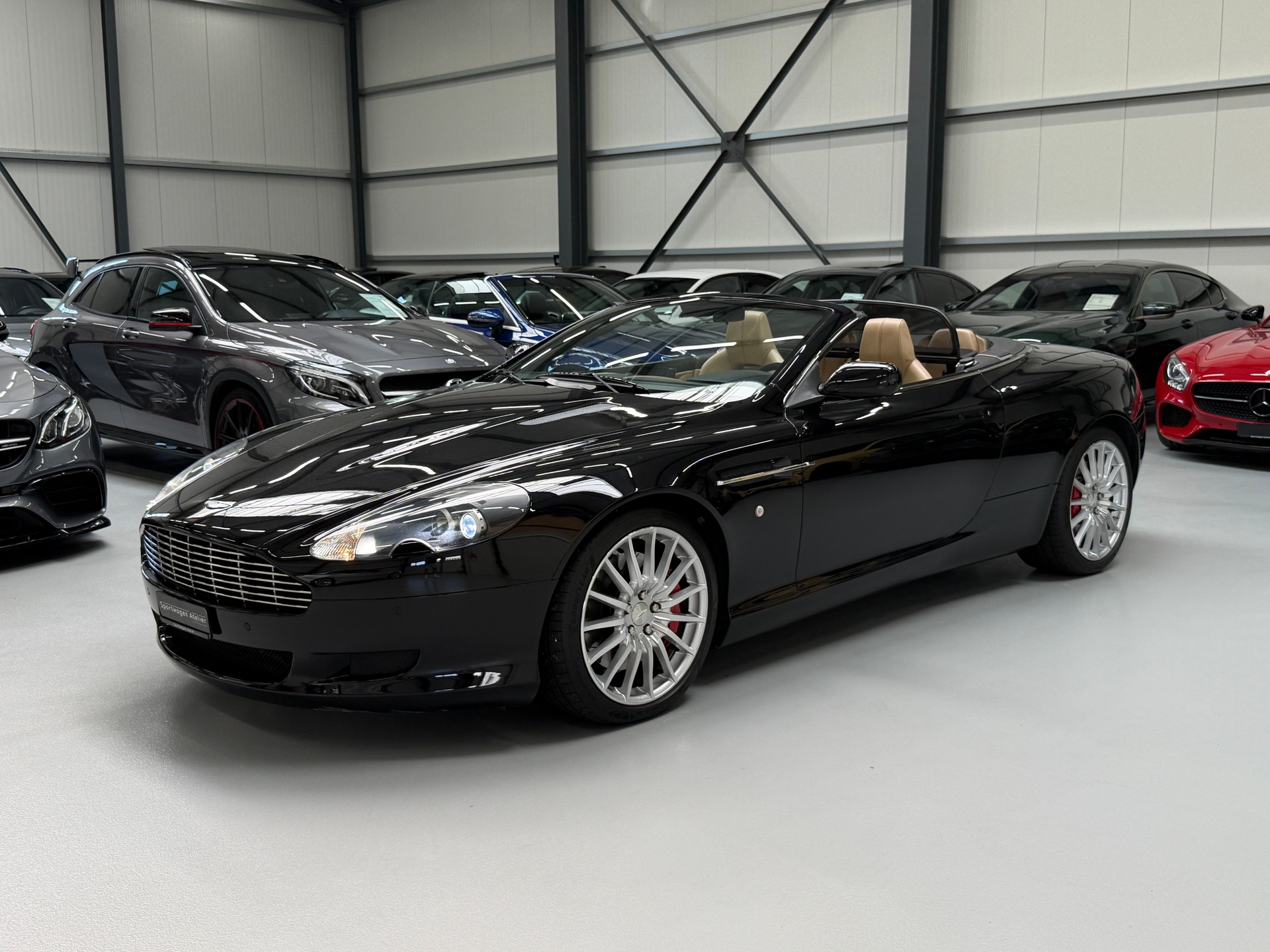 ASTON MARTIN DB9 Volante Touchtronic 2-image-0