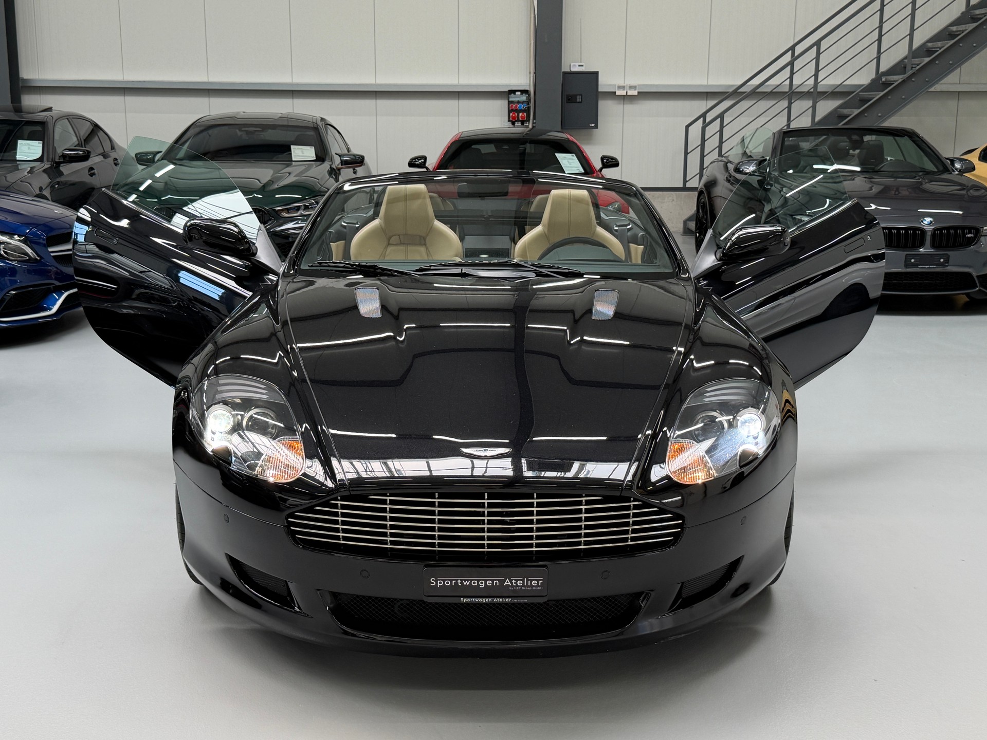 ASTON MARTIN DB9 Volante Touchtronic 2-image-15