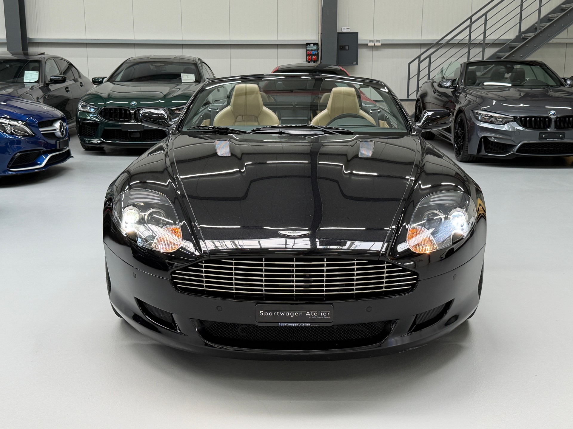 ASTON MARTIN DB9 Volante Touchtronic 2-image-14