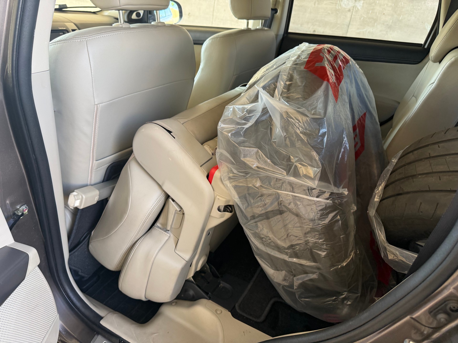 MITSUBISHI Outlander 2.2 DID Navigator 4WD TC-SST-image-10