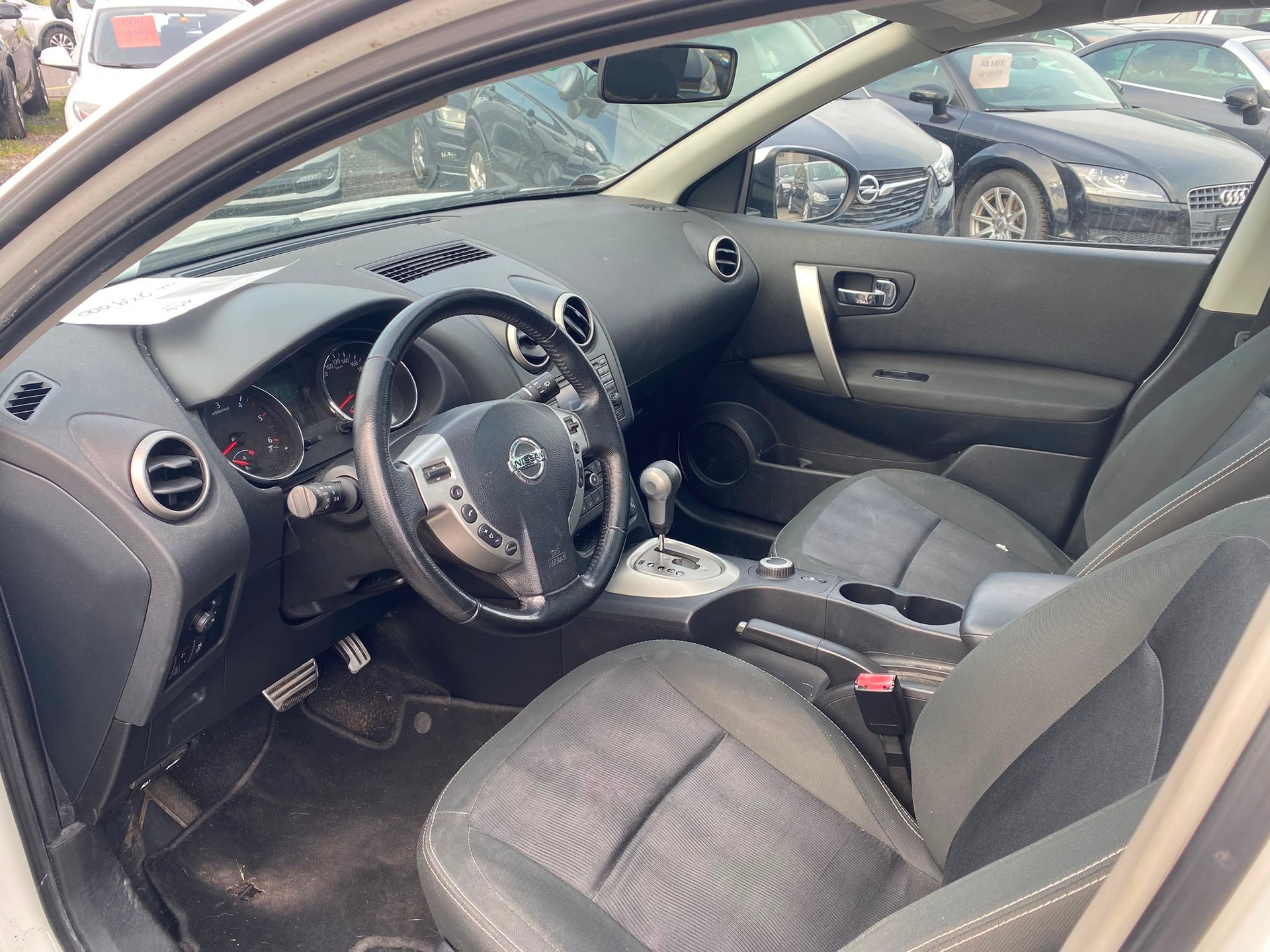 NISSAN Qashqai +2 2.0 dCi 4WD tekna Automatic-image-10
