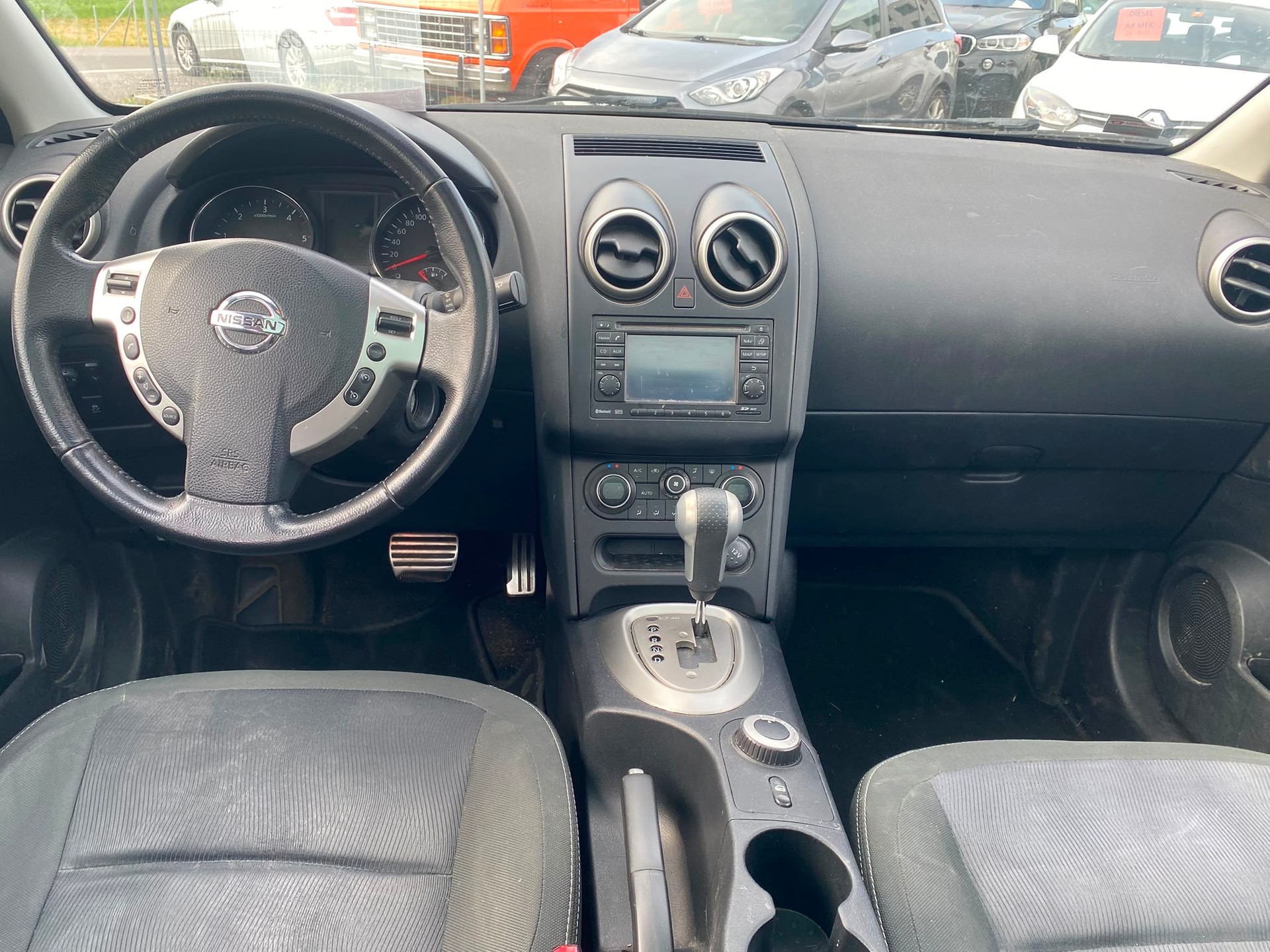 NISSAN Qashqai +2 2.0 dCi 4WD tekna Automatic-image-11