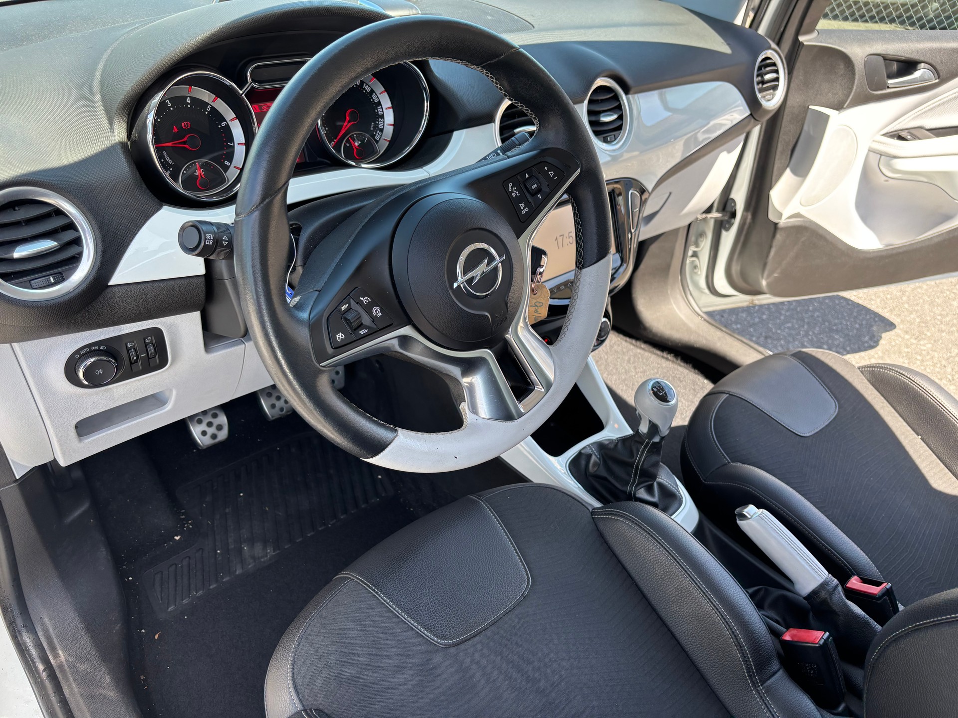 OPEL Adam 1.4 ecoFLEX White Link-image-7