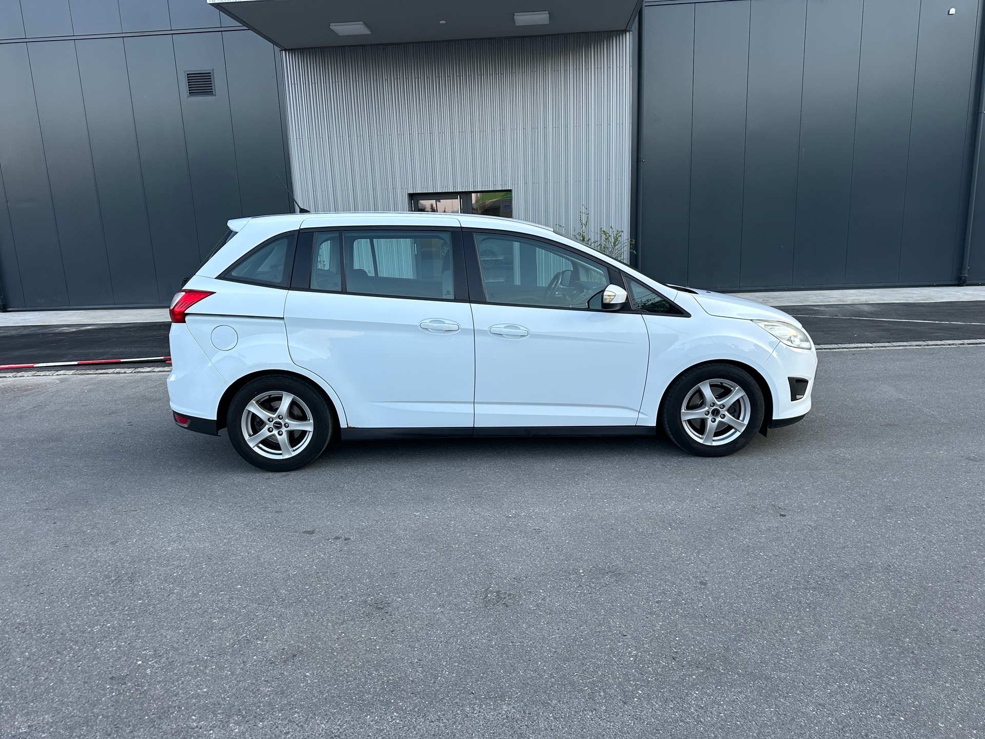 FORD Grand C-Max 1.6 SCTi Carving-image-3