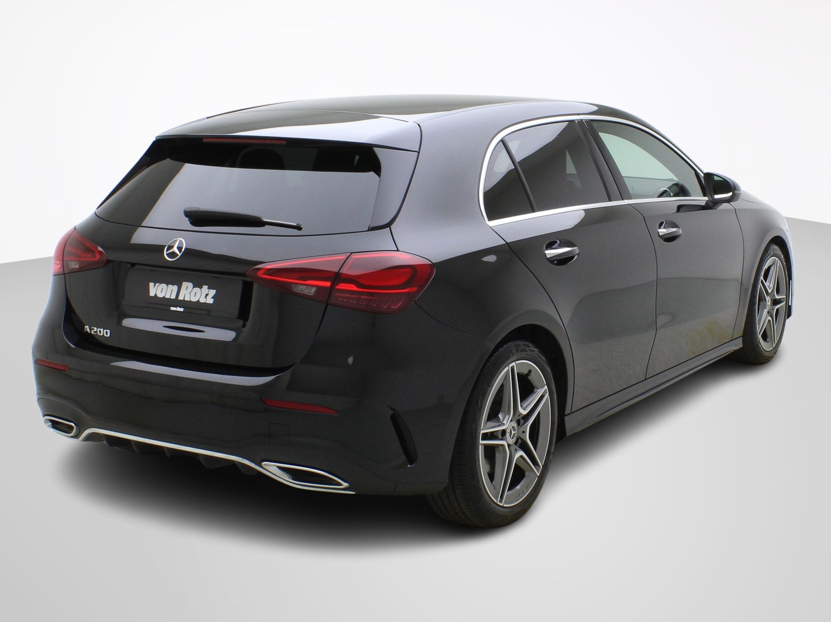 MERCEDES-BENZ A-Klasse A 200 AMG Line-image-4