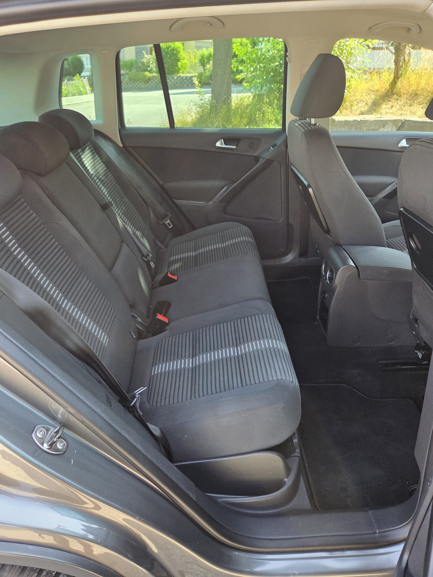VW Tiguan 2.0 TDI Team DSG-image-6