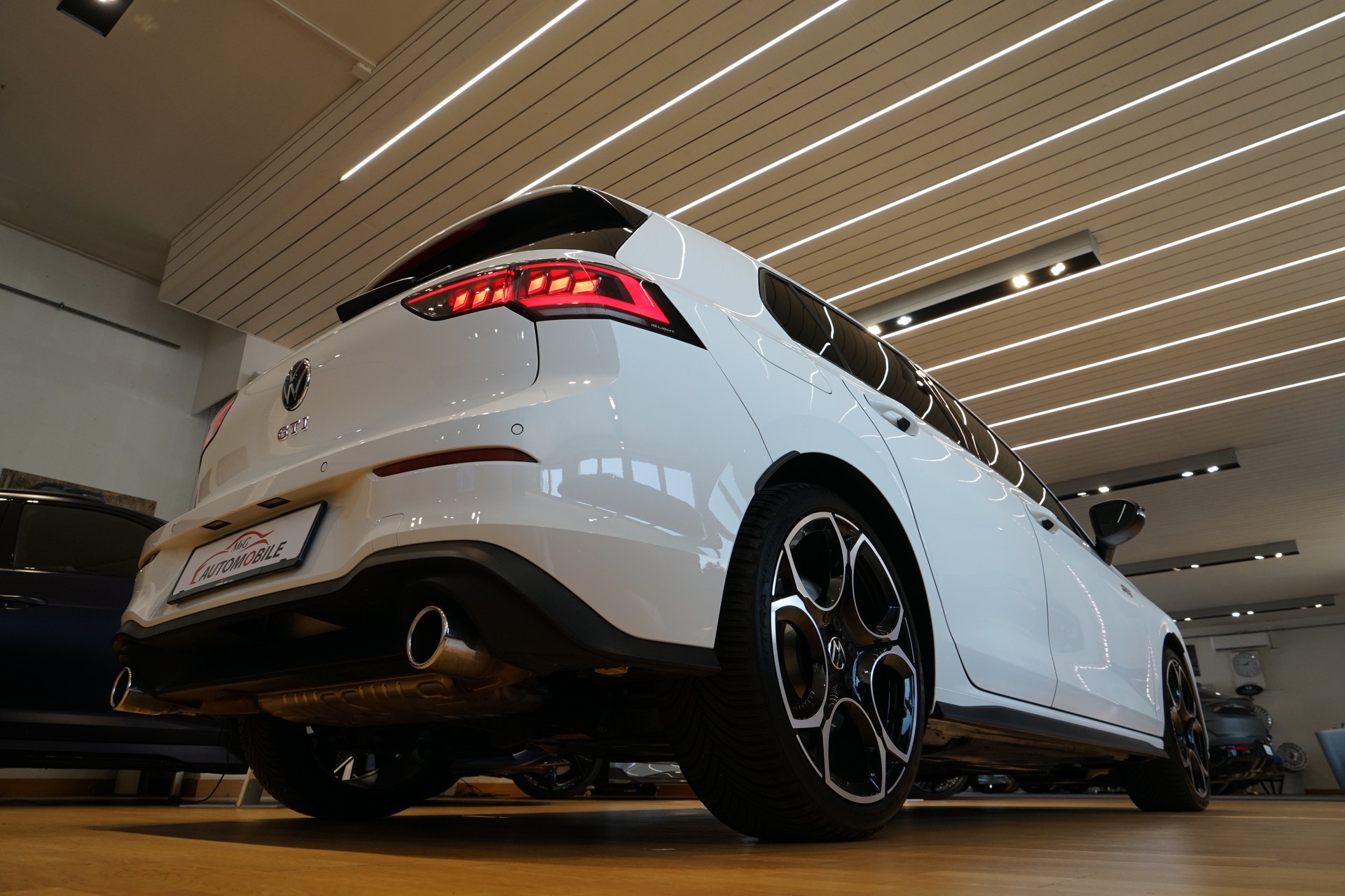 VW Golf 2.0 TSI GTI DSG-image-7