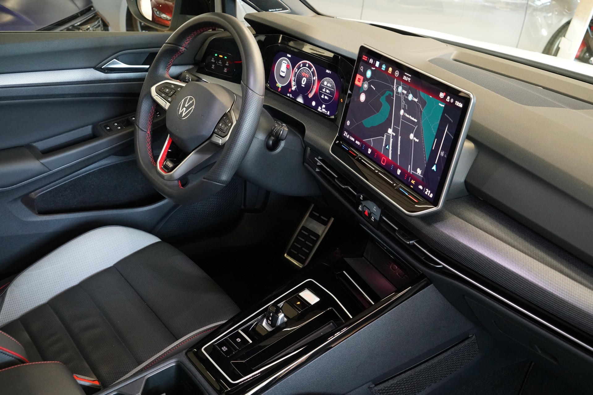 VW Golf 2.0 TSI GTI DSG-image-23