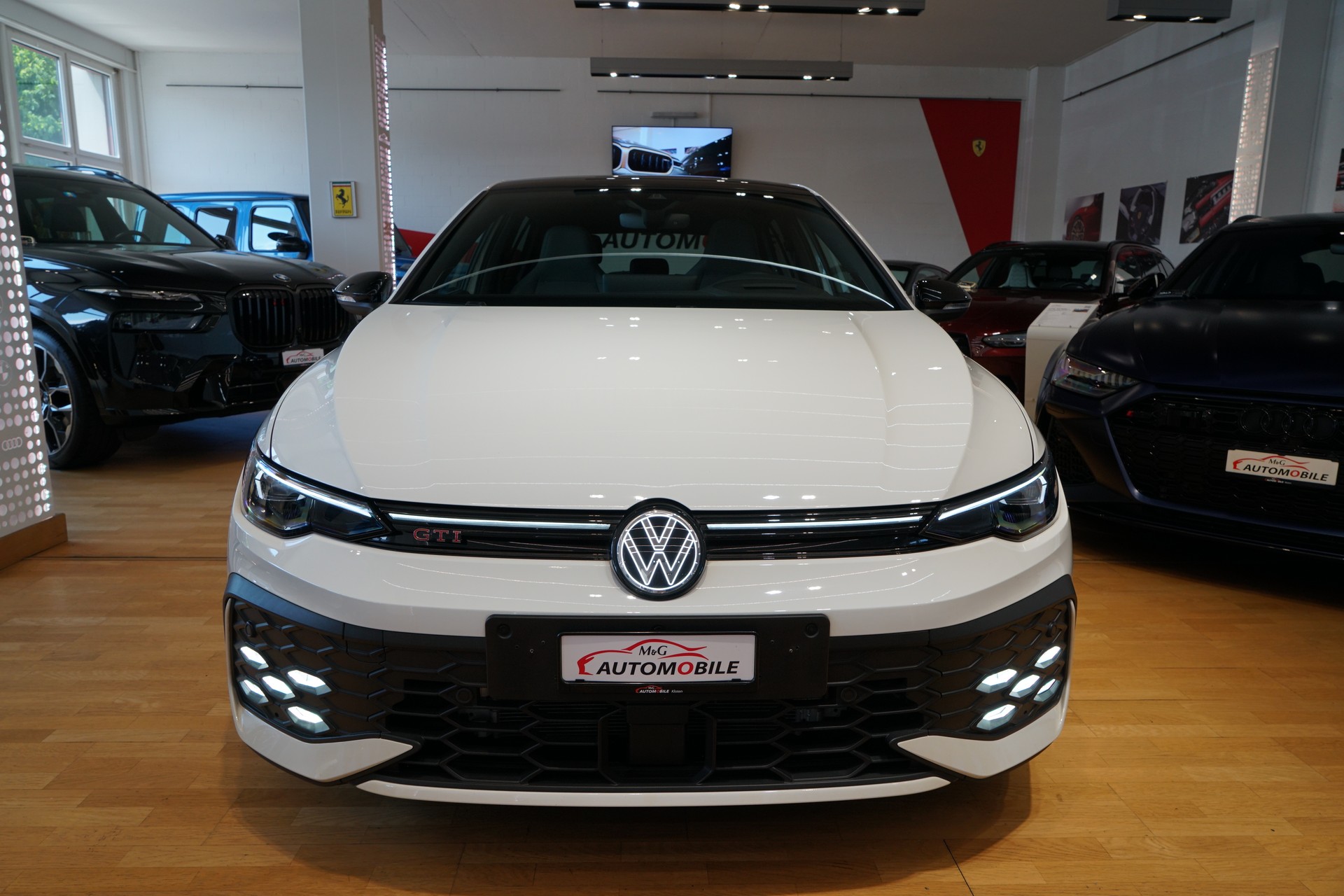 VW Golf 2.0 TSI GTI DSG-image-1
