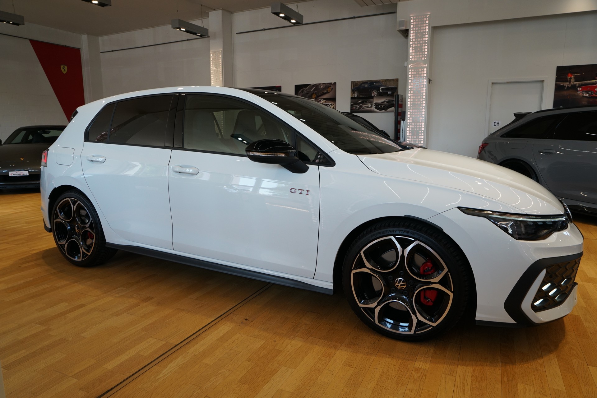 VW Golf 2.0 TSI GTI DSG-image-8