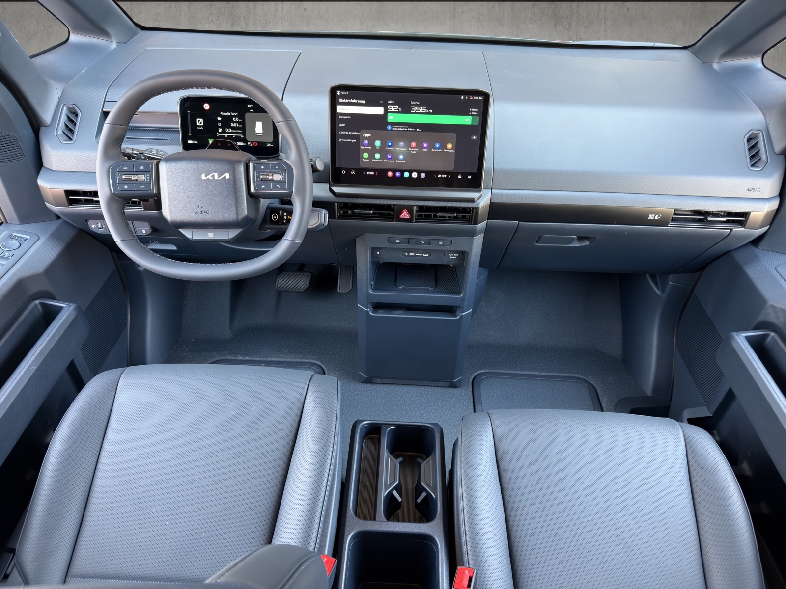 KIA PV5 Passenger 71.2 kWh Plus-image-10