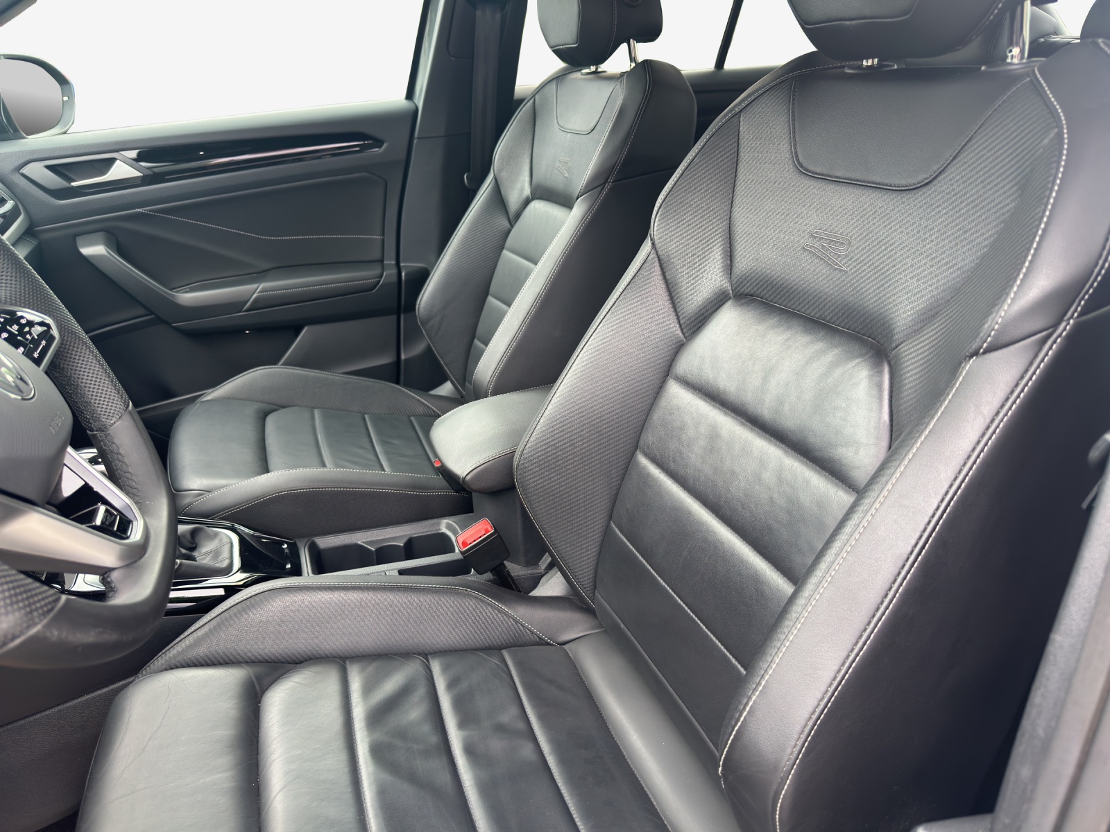 VW T-Roc 1.5 TSI EVO R-Line DSG-image-6