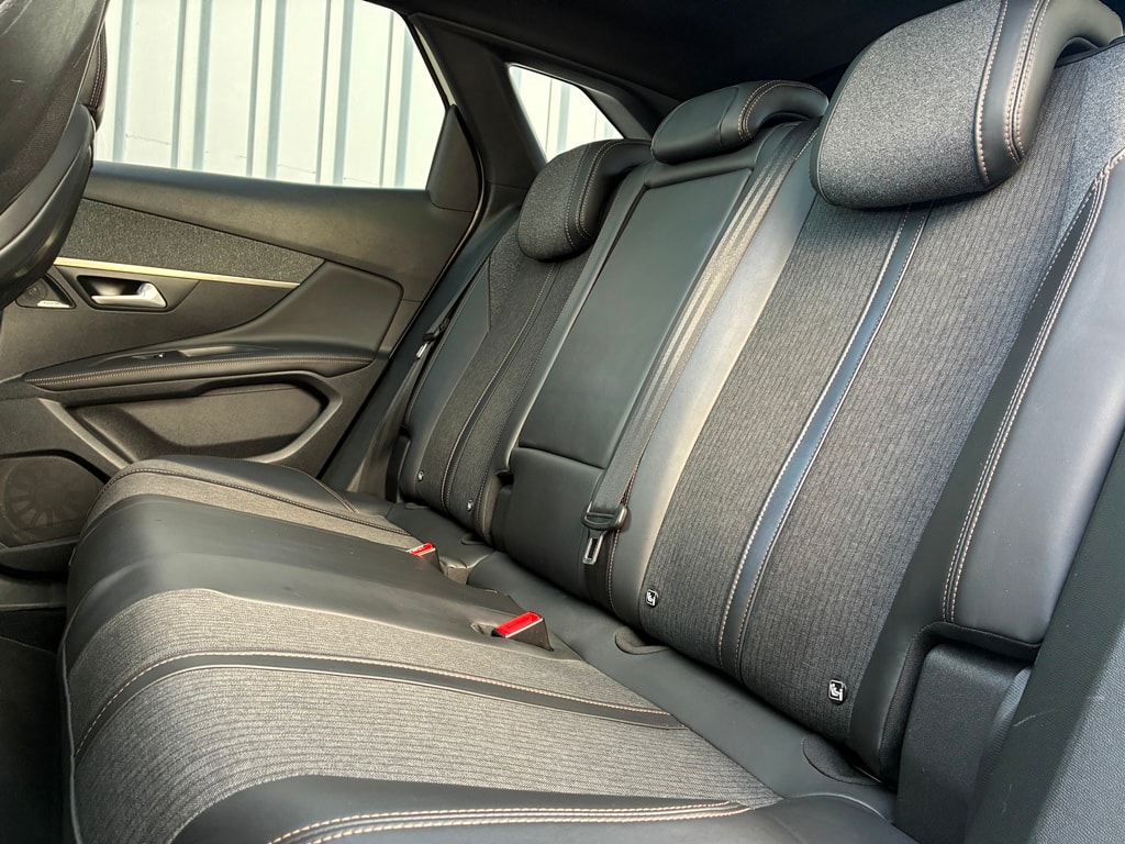 PEUGEOT 3008 1.6 THP GT Line EAT-image-13