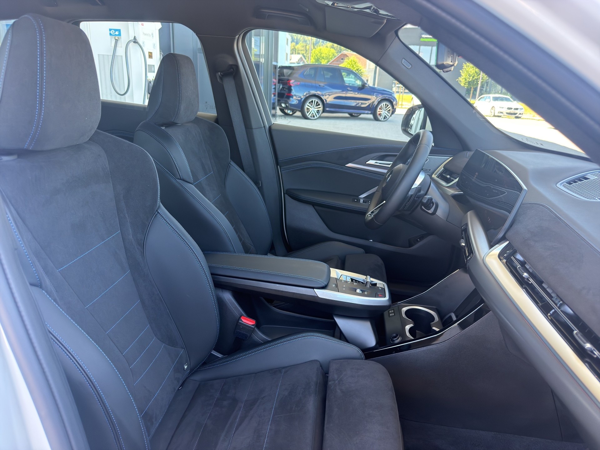BMW X1 xDrive 20d 48V M Sport-image-17