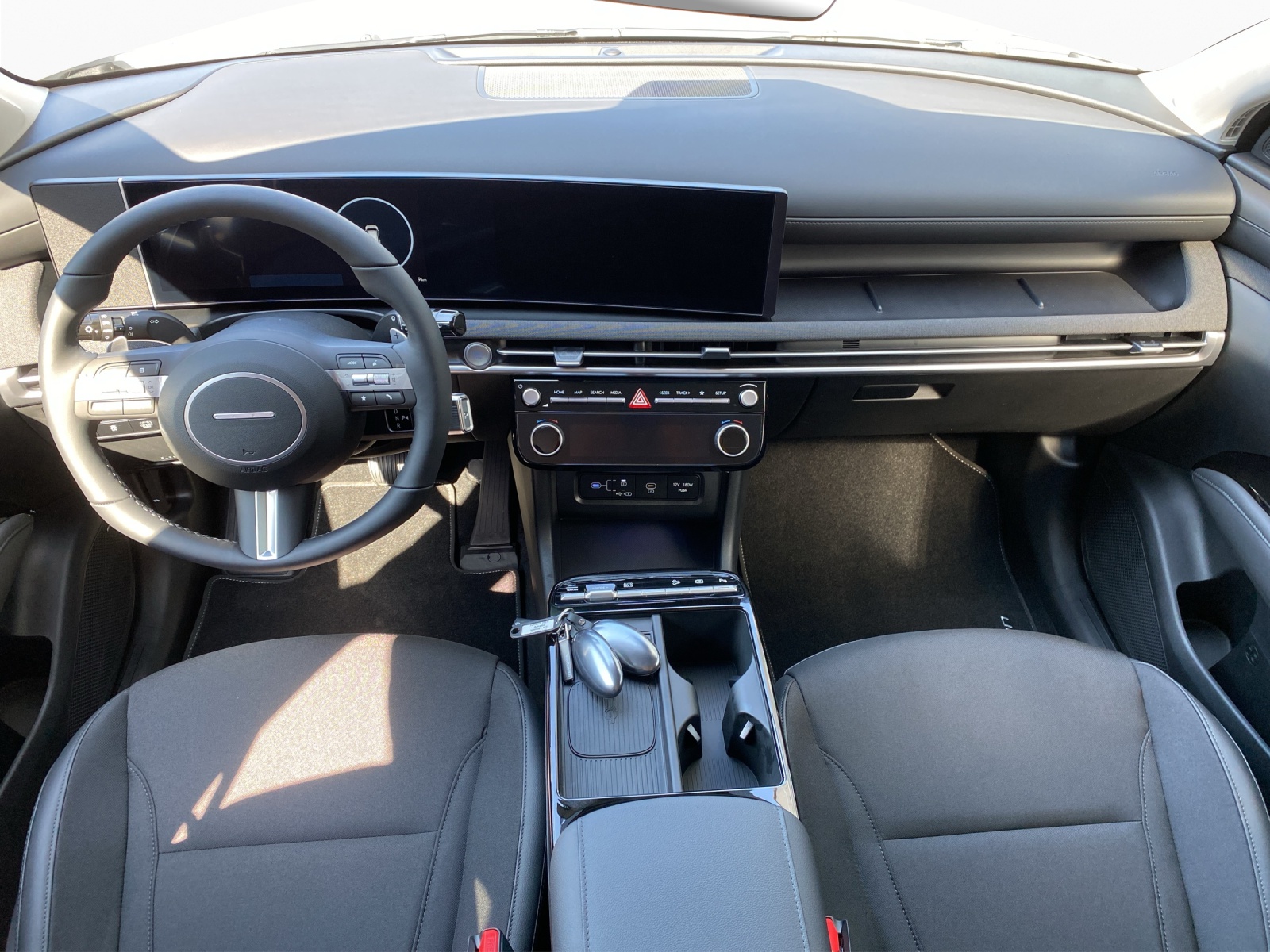 HYUNDAI Tucson 1.6 T-GDi HEV Amplia 4WD-image-11