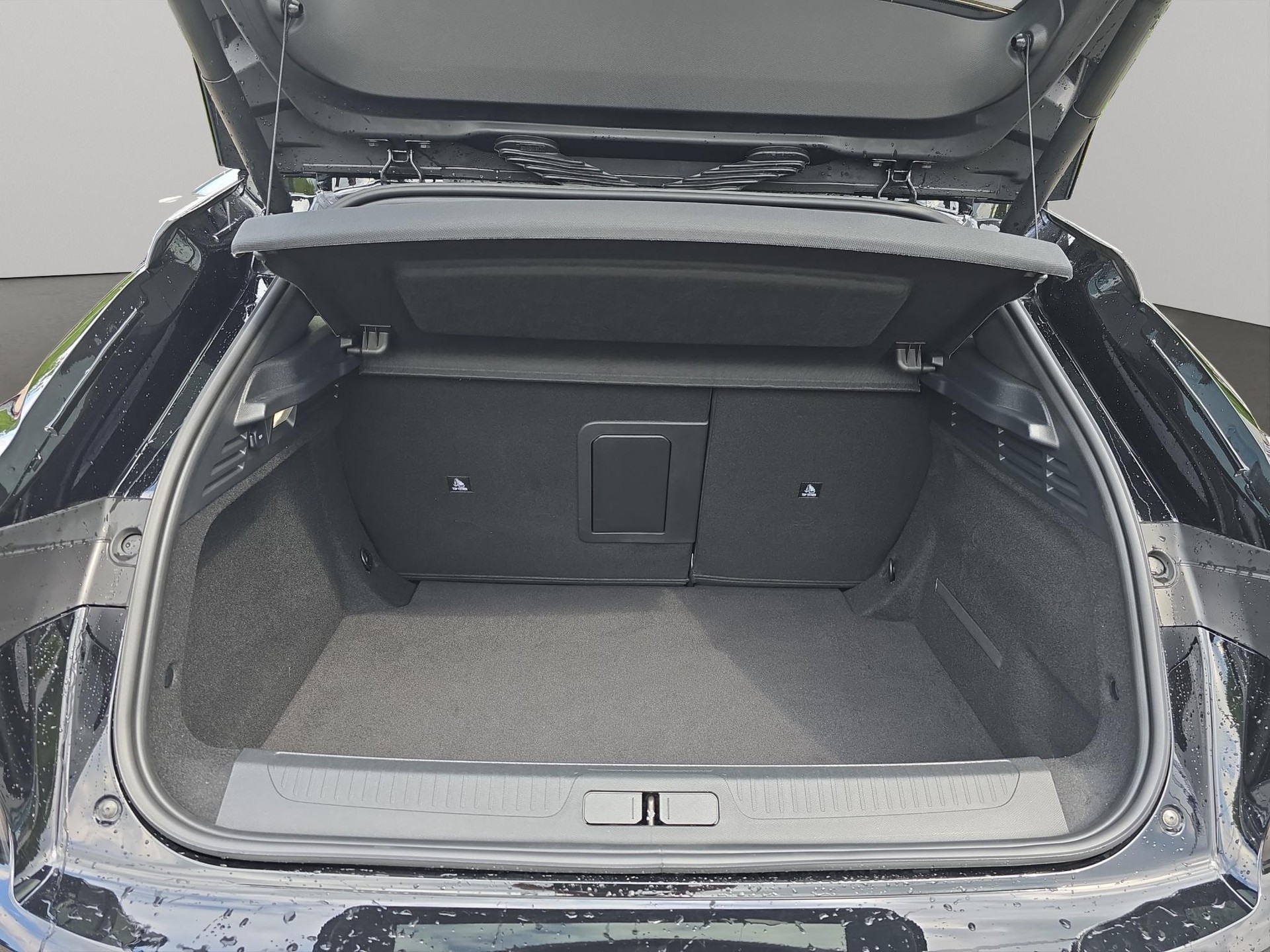 DS AUTOMOBILES 4 1.2 Hybrid Antoine de Saint Exupéry-image-6