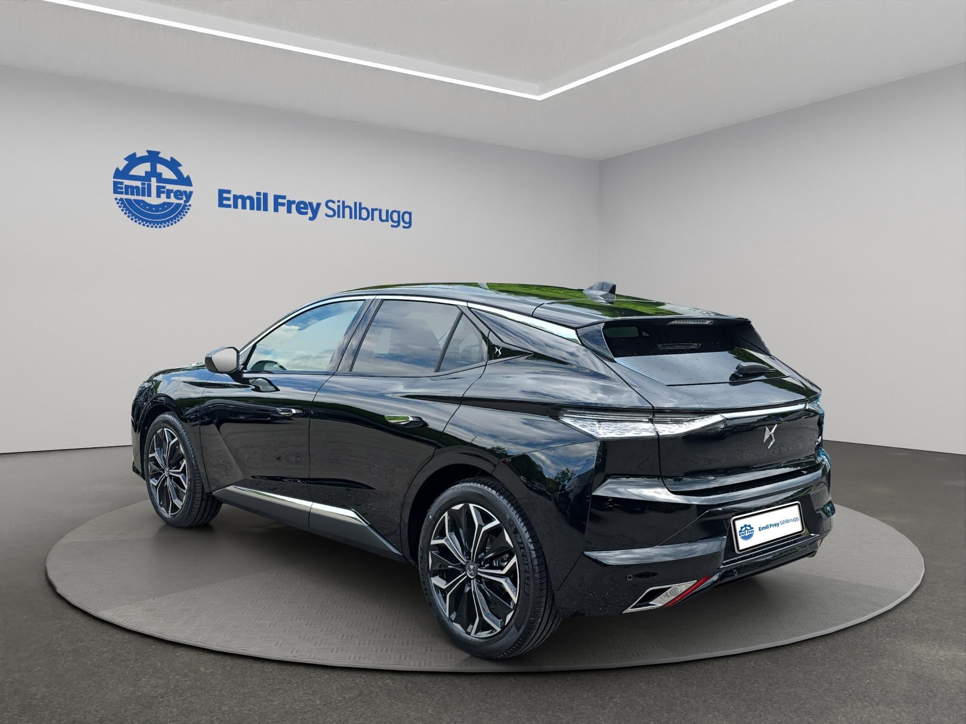 DS AUTOMOBILES 4 1.2 Hybrid Antoine de Saint Exupéry-image-2