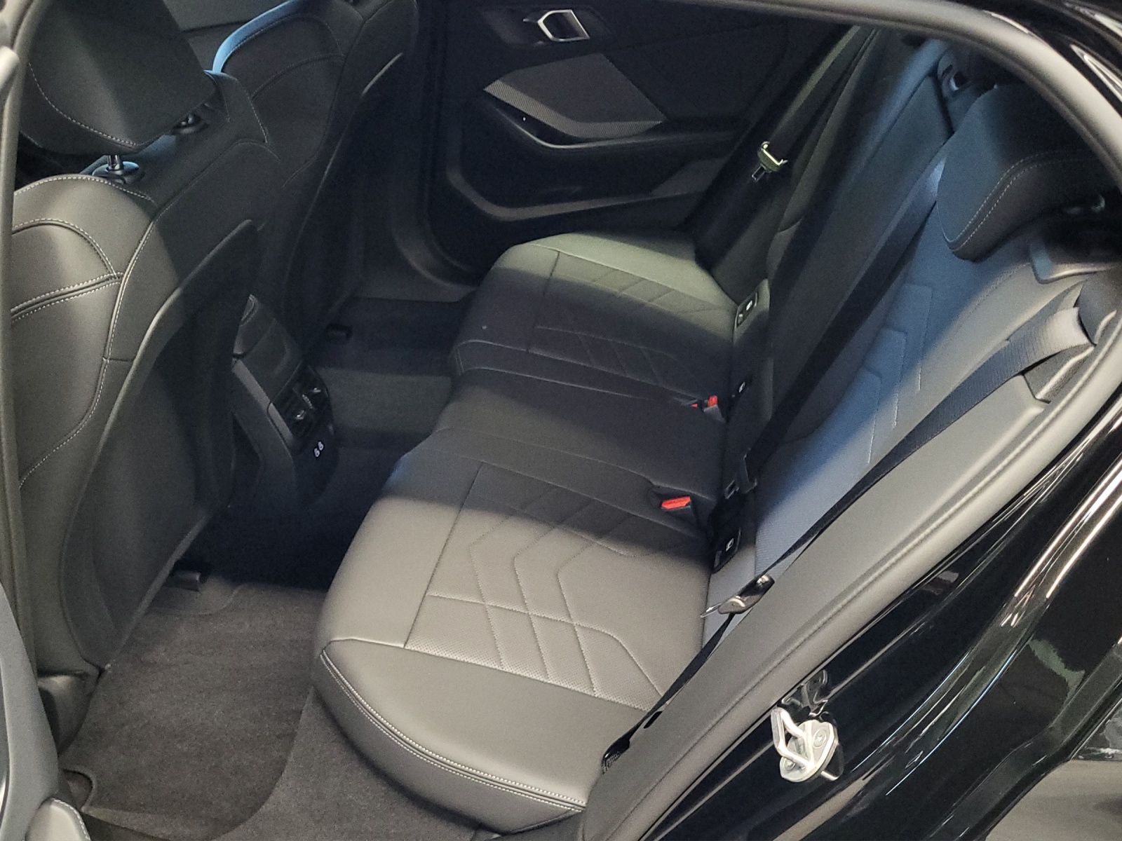 BMW 123 xDrive M Sport Pro St-image-18
