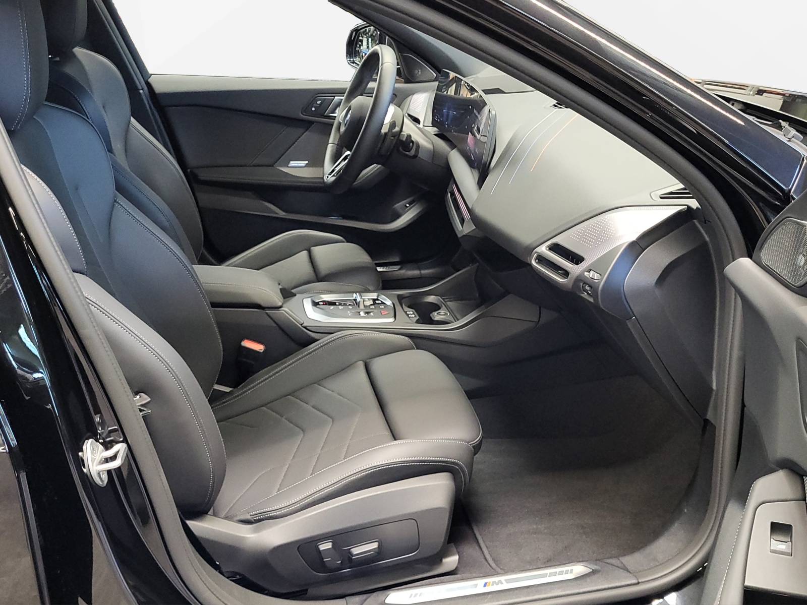 BMW 123 xDrive M Sport Pro St-image-11