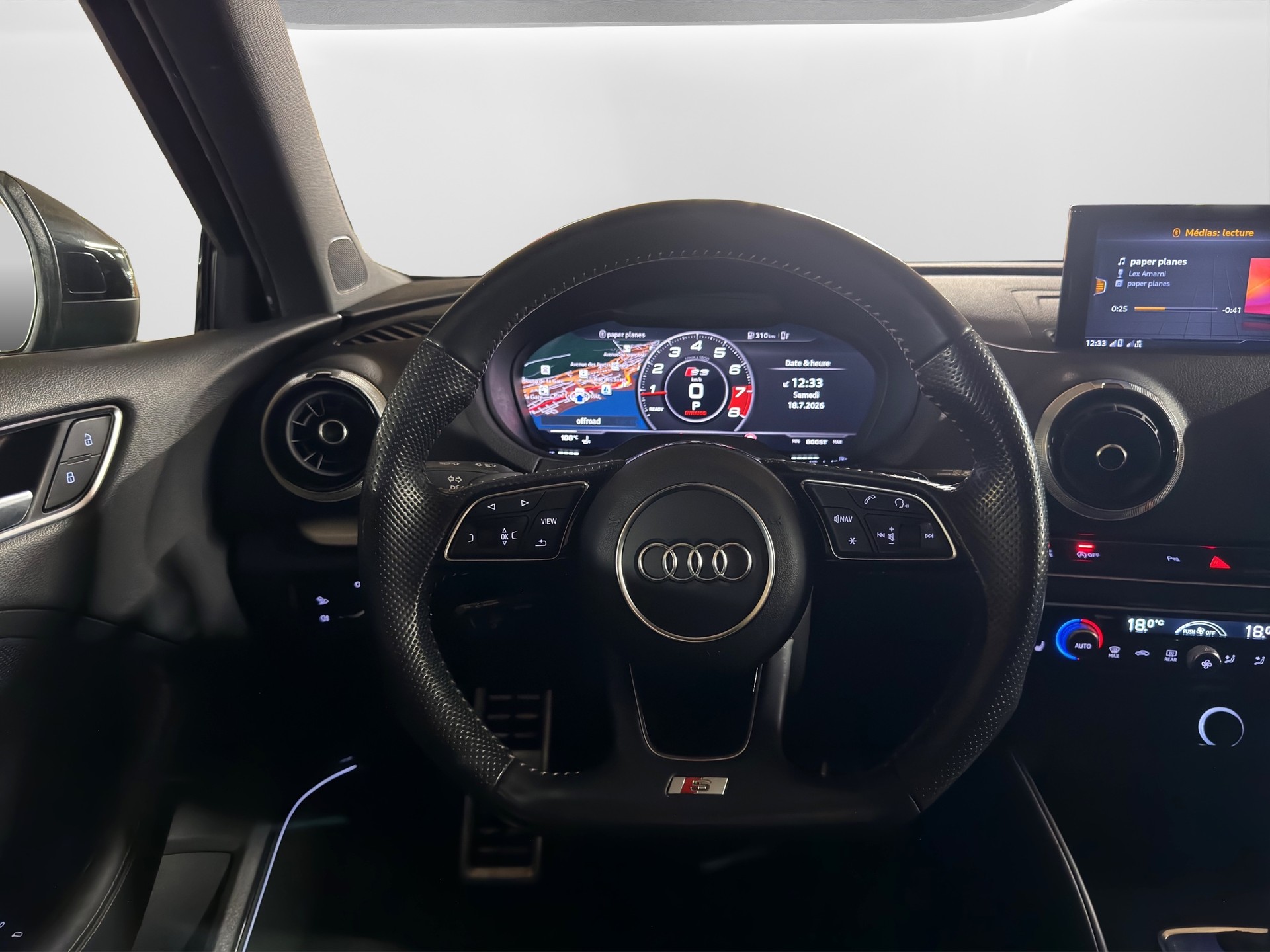AUDI S3 Sportback 2.0 TFSI quattro S-tronic-image-11