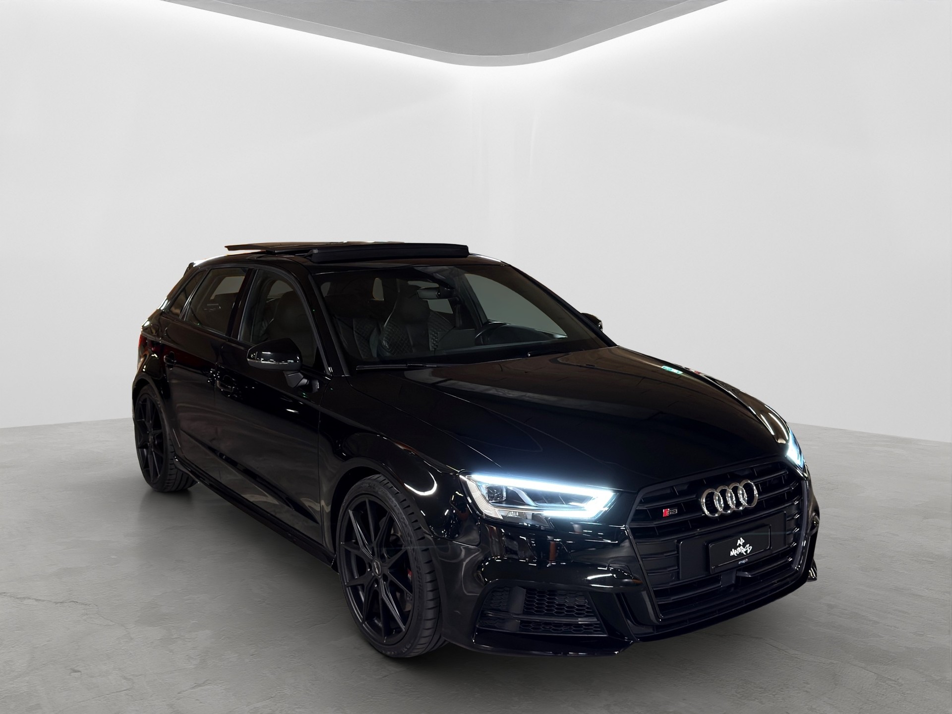 AUDI S3 Sportback 2.0 TFSI quattro S-tronic-image-0