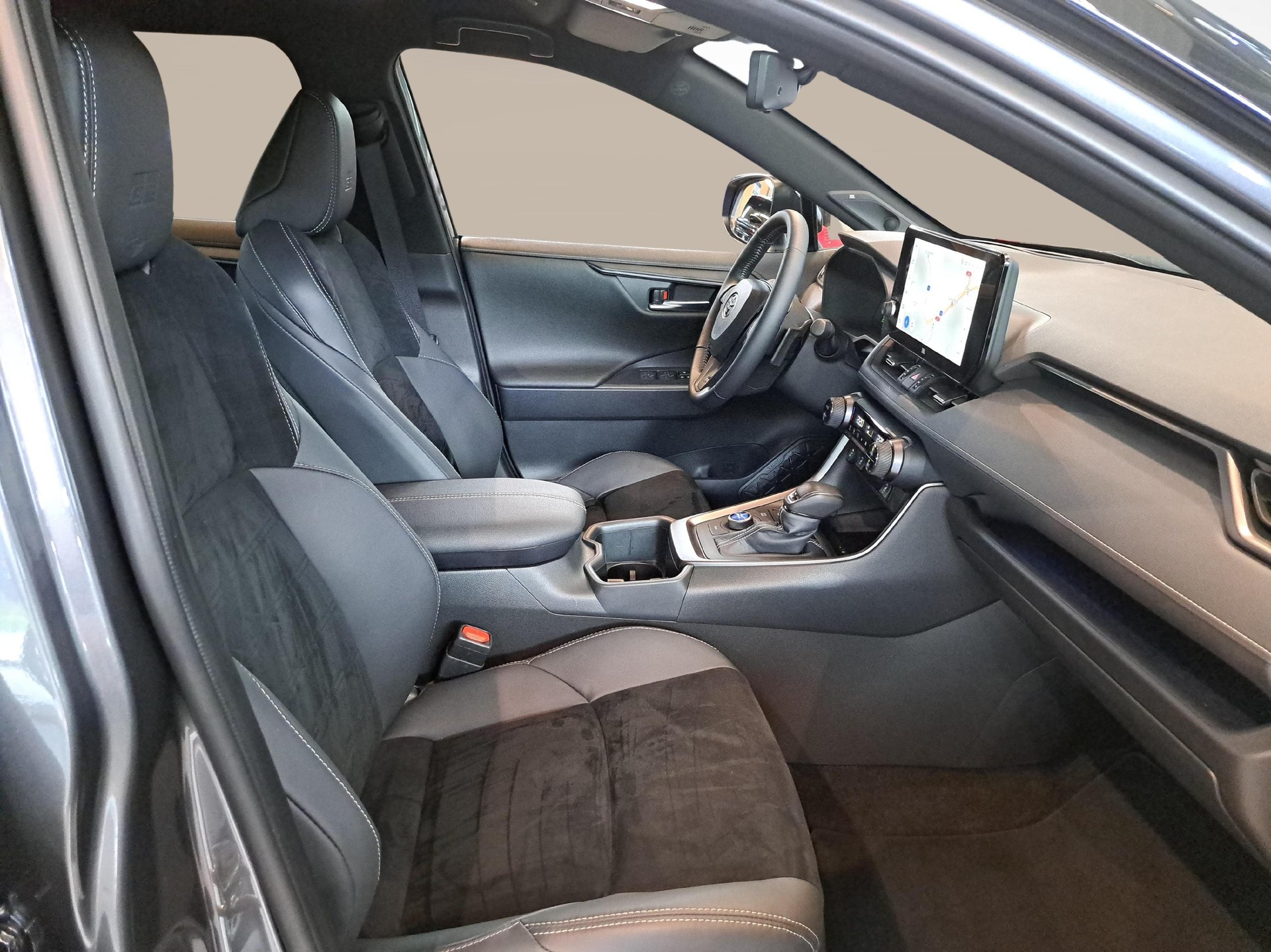 TOYOTA RAV4 2.5 Plug-In-Hybrid GR Sport-image-9