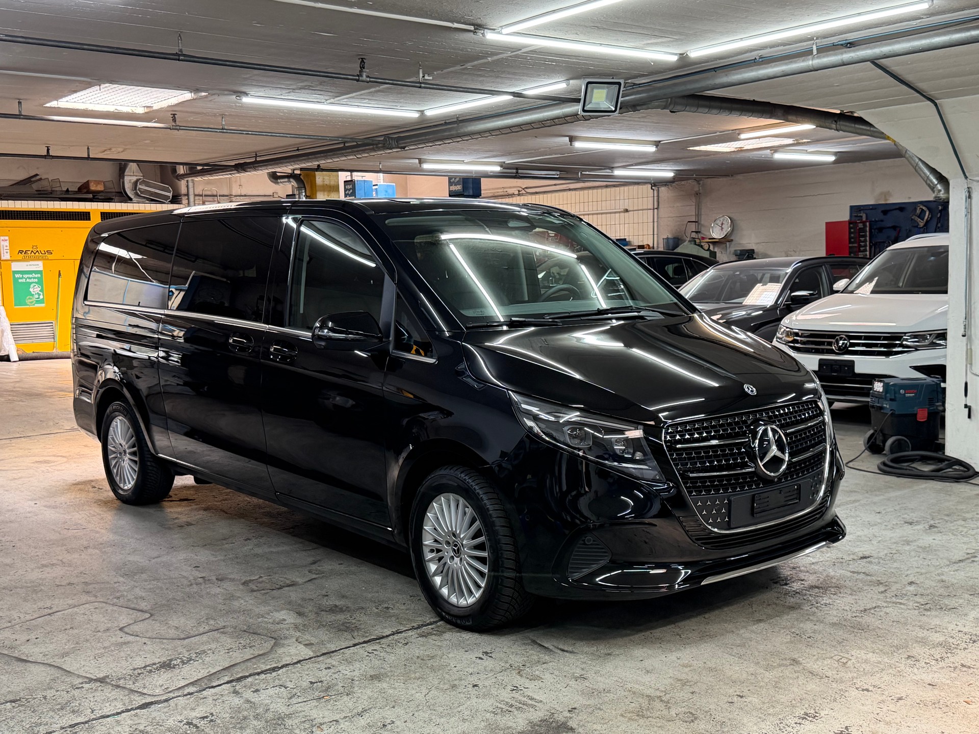MERCEDES-BENZ V 300 d extralang Avantgarde 9G-Tronic-image-1