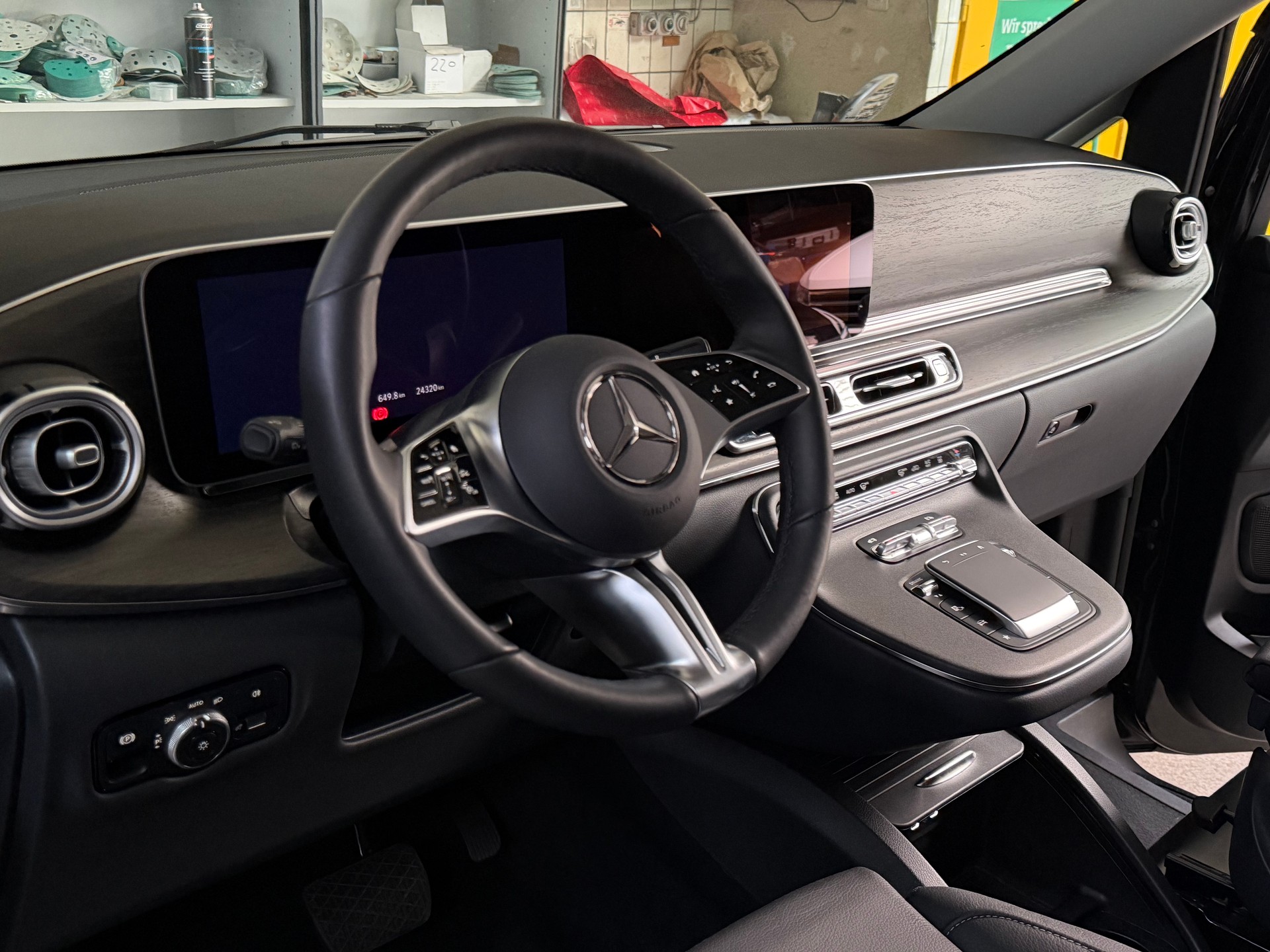 MERCEDES-BENZ V 300 d extralang Avantgarde 9G-Tronic-image-11