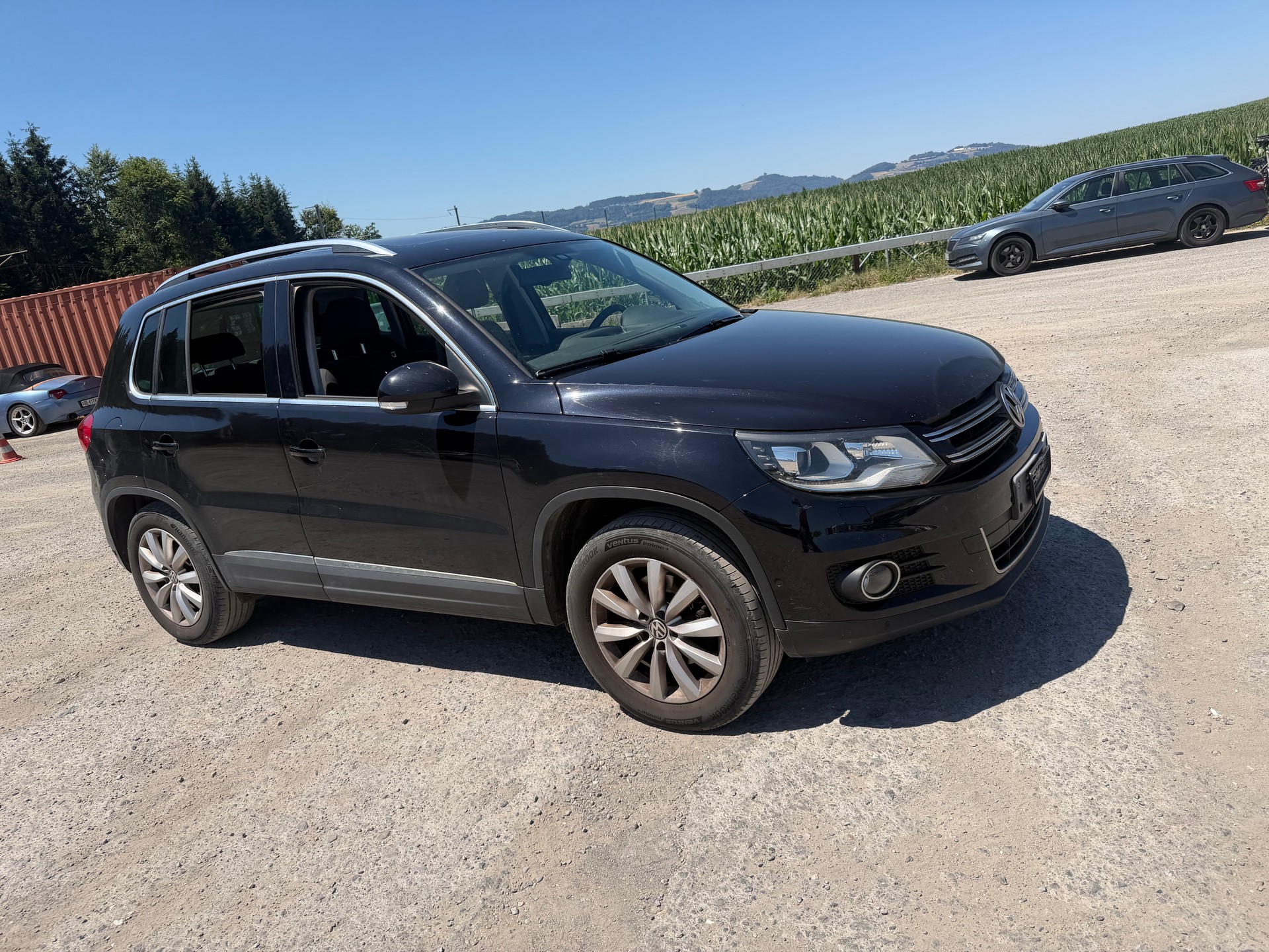 VW Tiguan 2.0 TDI BlueMotion Sport&Style 4Motion DSG-image-1