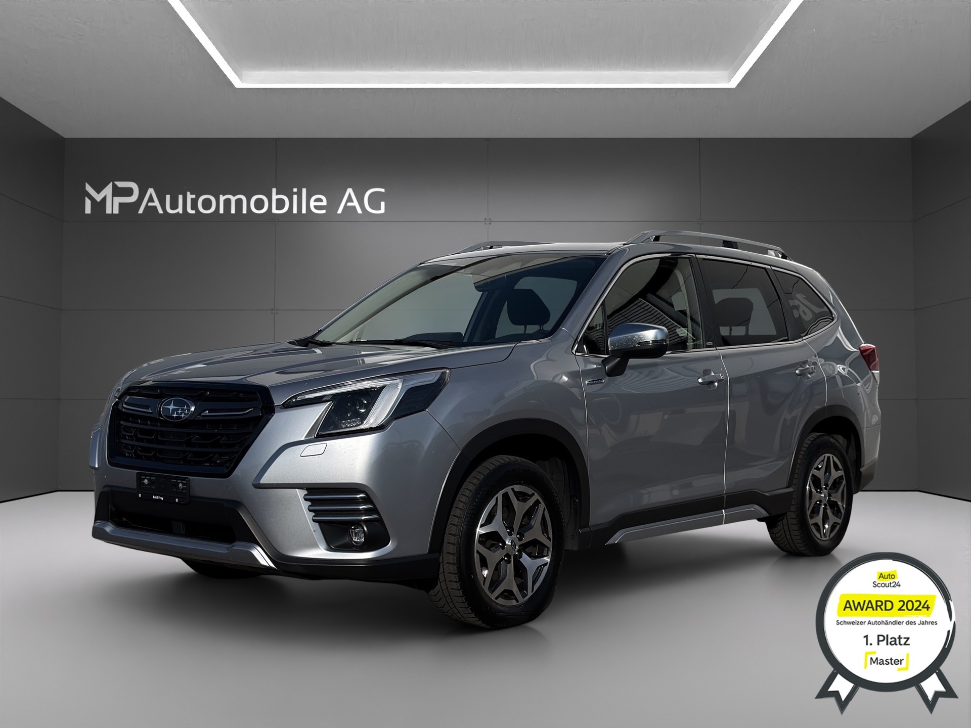 SUBARU Forester 2.0i e-Boxer Advantage Lineartronic-image-0