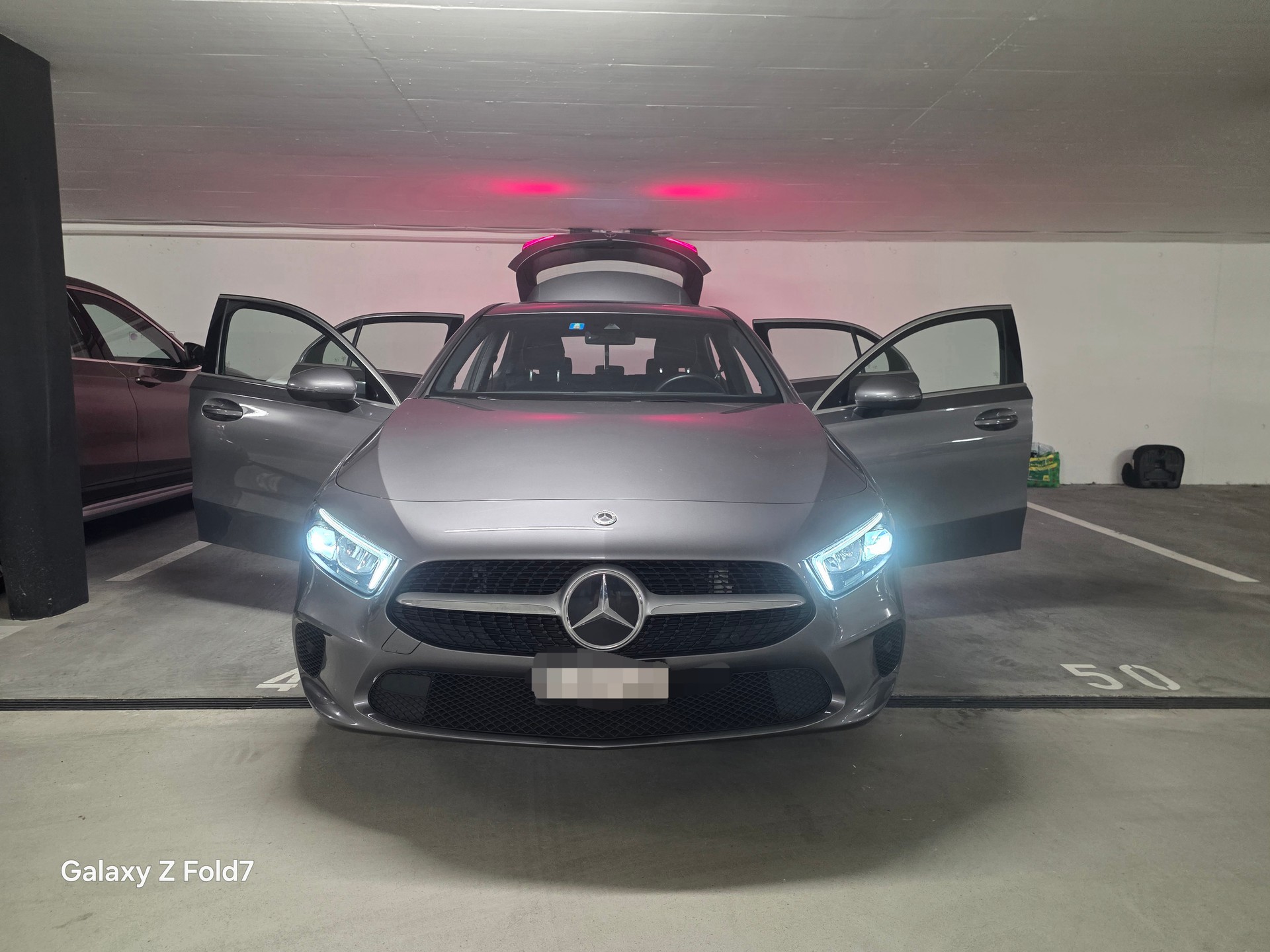 MERCEDES-BENZ A 180 Progressive-image-1