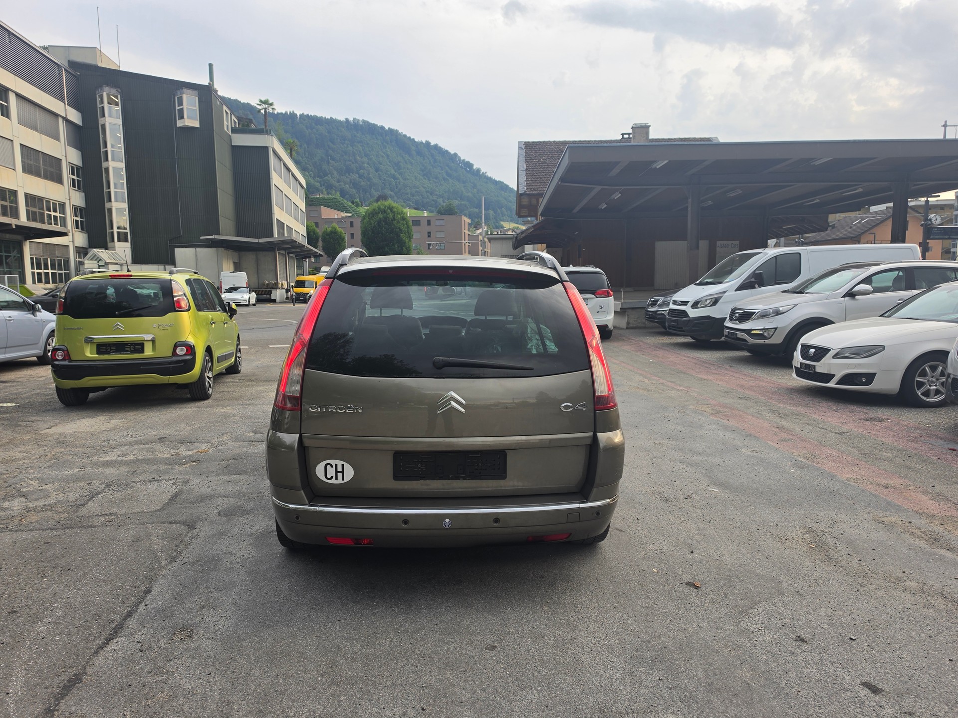CITROEN Grand C4 Picasso 2.0 HDI Exclusive BMP6-image-7