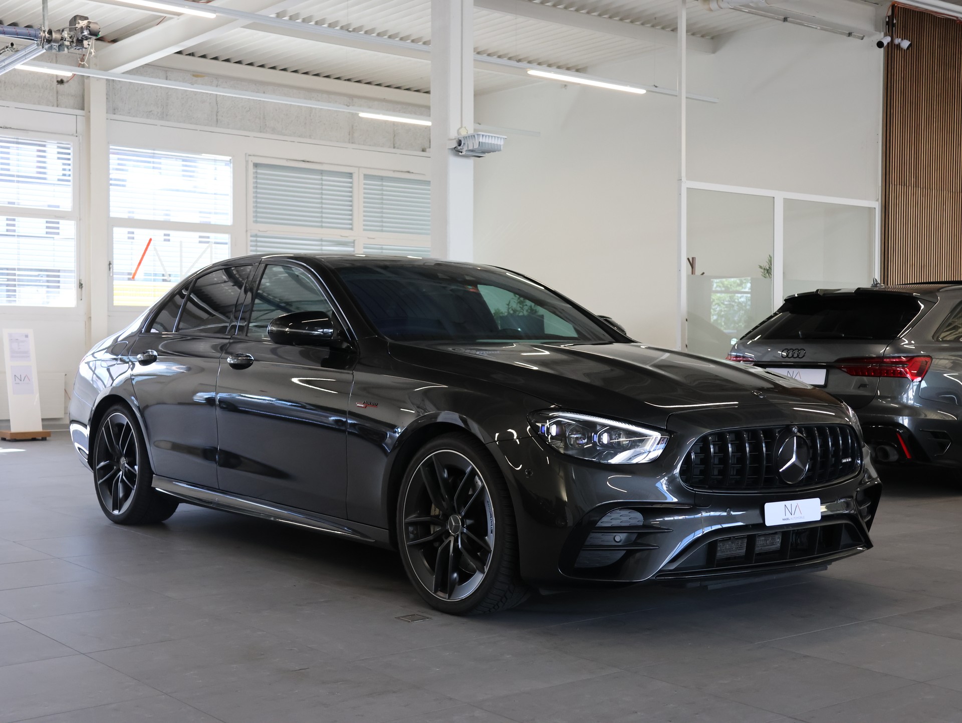 MERCEDES-BENZ AMG E 53 4Matic+ Speedshift 9G-TCT *360 Kamera* *Panoramadach* *Burmester*-image-1