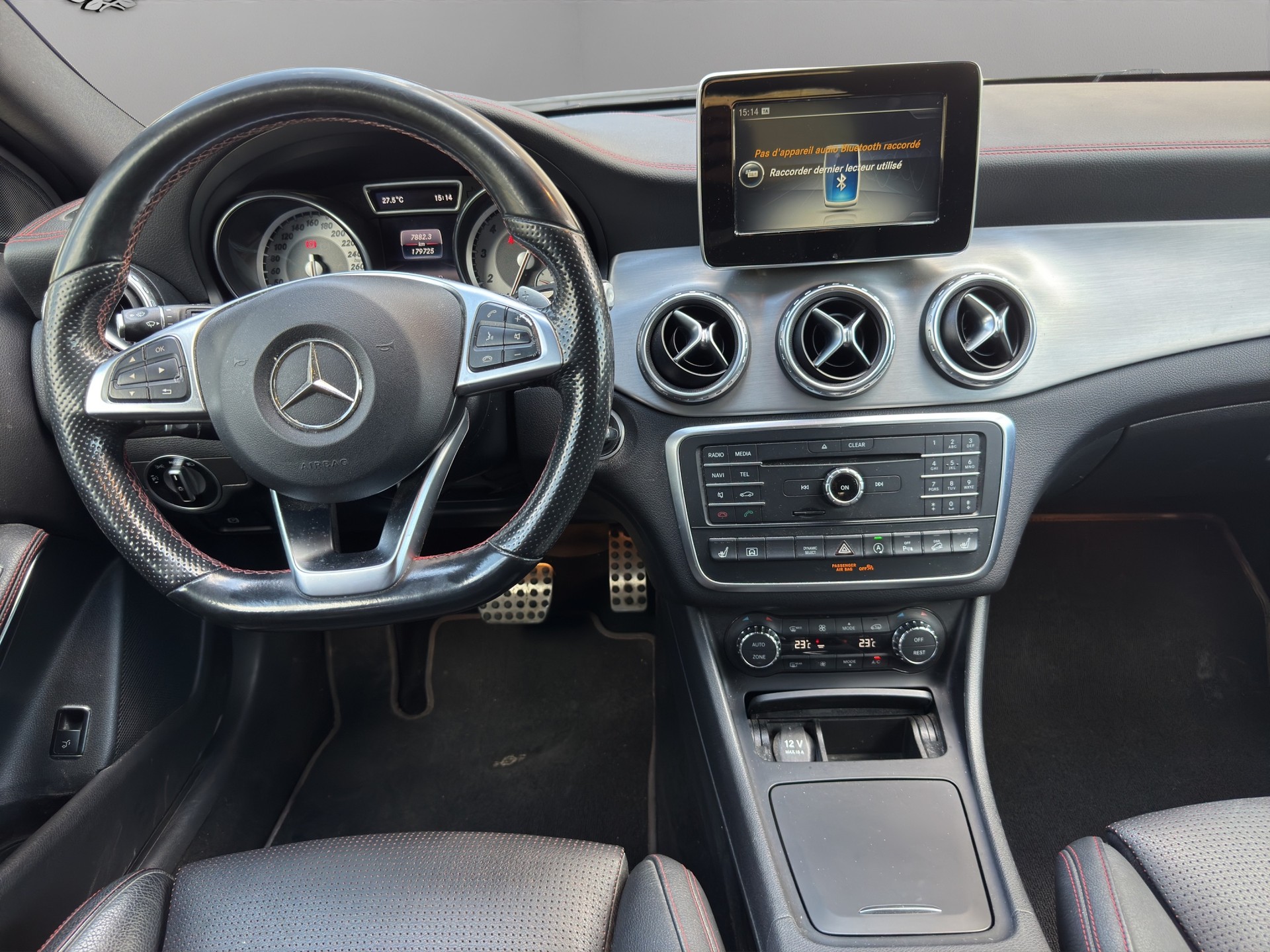 MERCEDES-BENZ GLA 250 AMG Line 4Matic 7G-DCT-image-11
