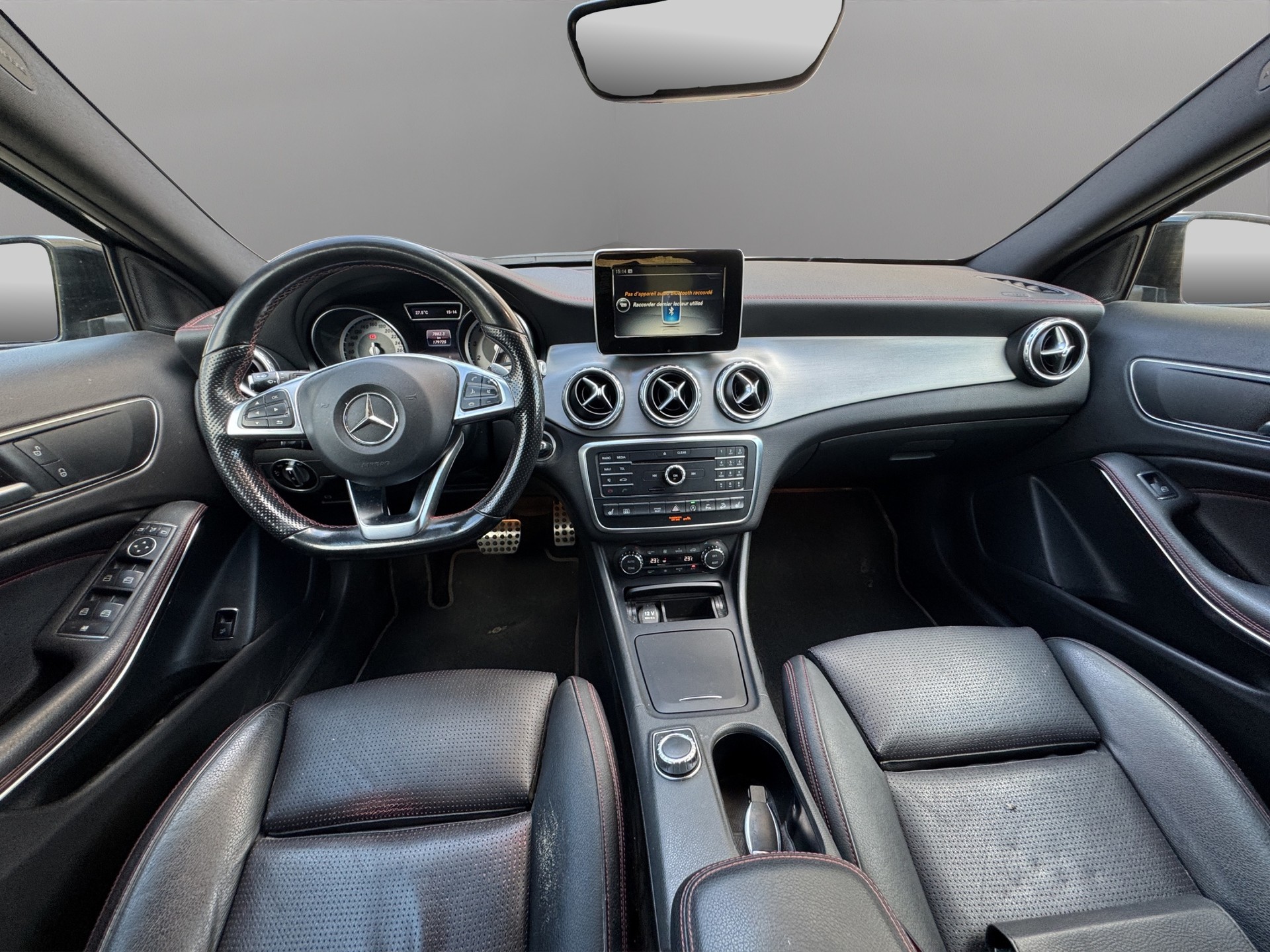 MERCEDES-BENZ GLA 250 AMG Line 4Matic 7G-DCT-image-10