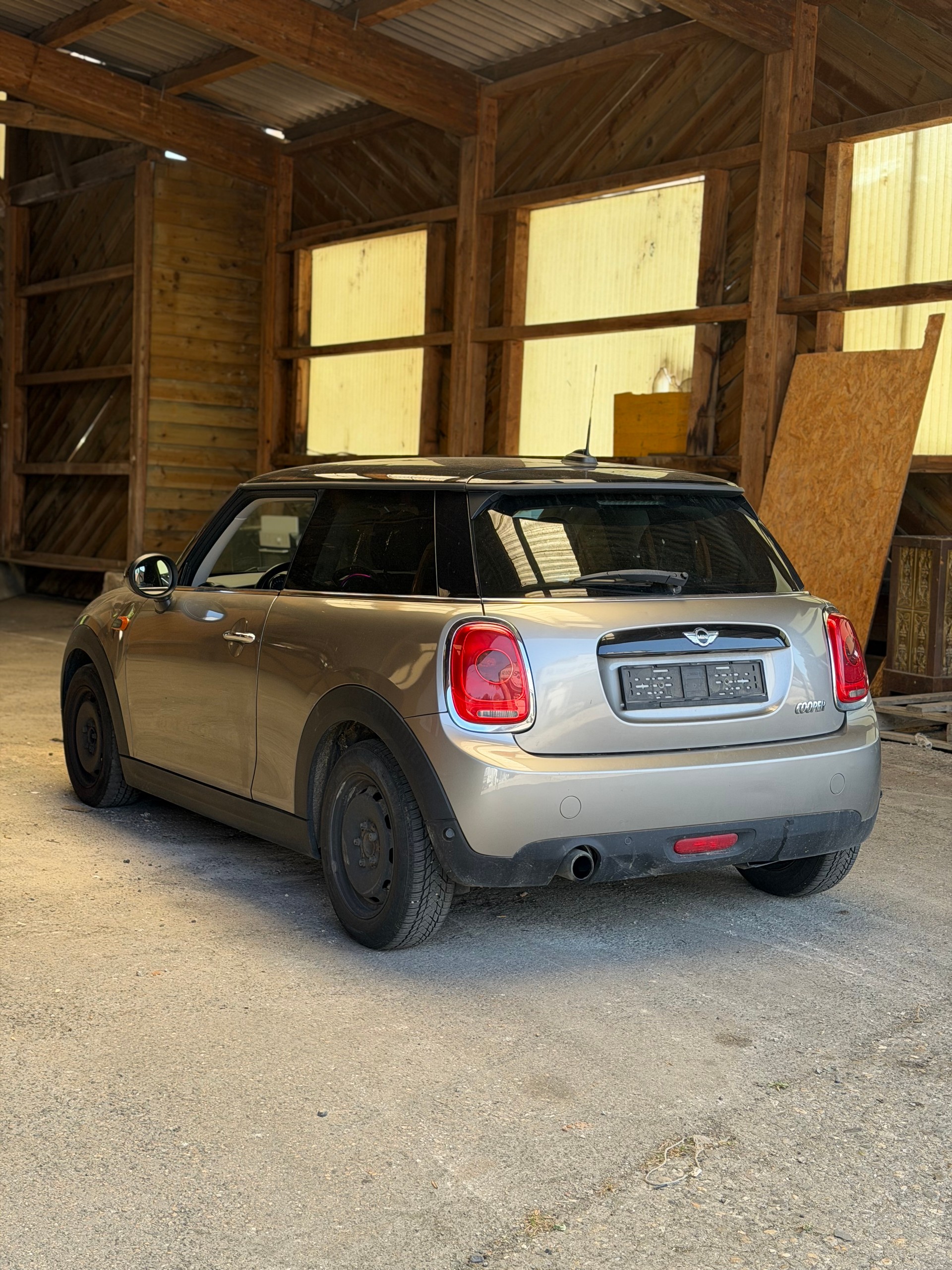 MINI Cooper Steptronic-image-5
