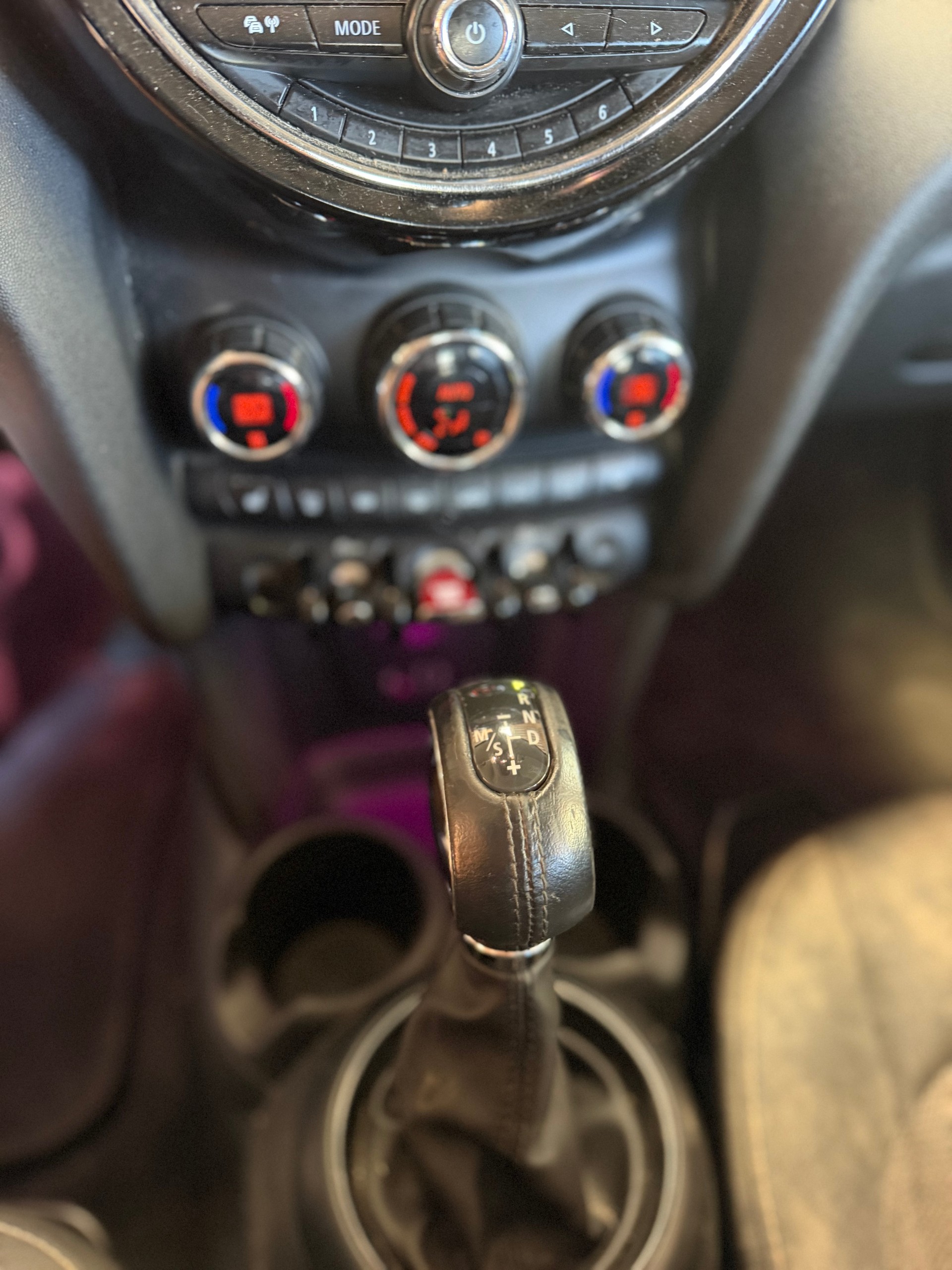 MINI Cooper Steptronic-image-7