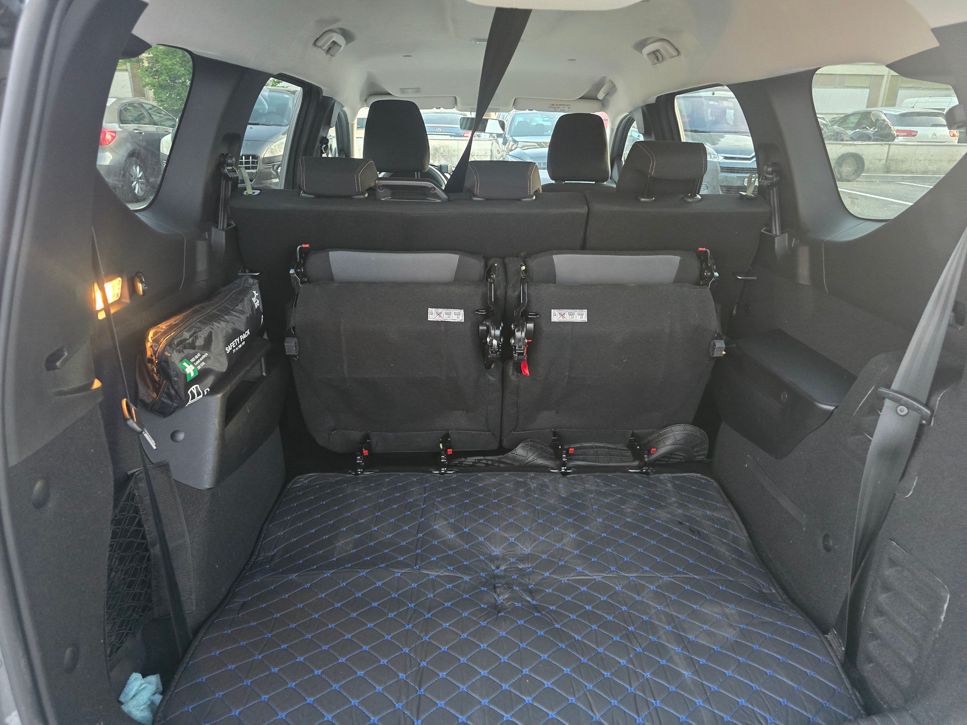 DACIA 1.6 Hybrid Extreme 7P-image-5