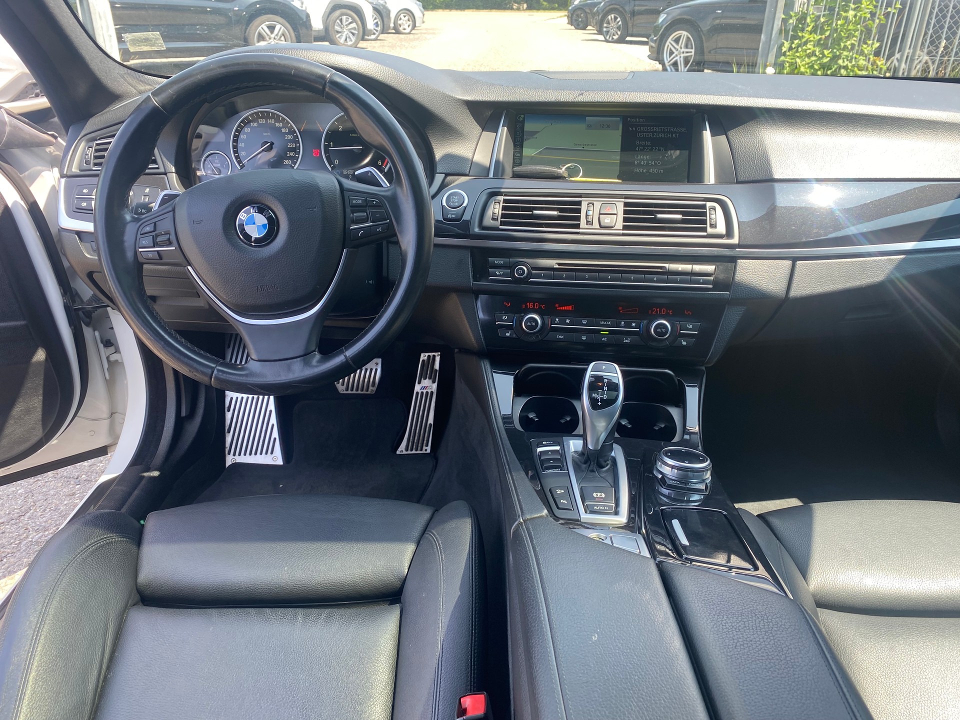 BMW 525d xDrive Luxury Line Steptronic-image-7