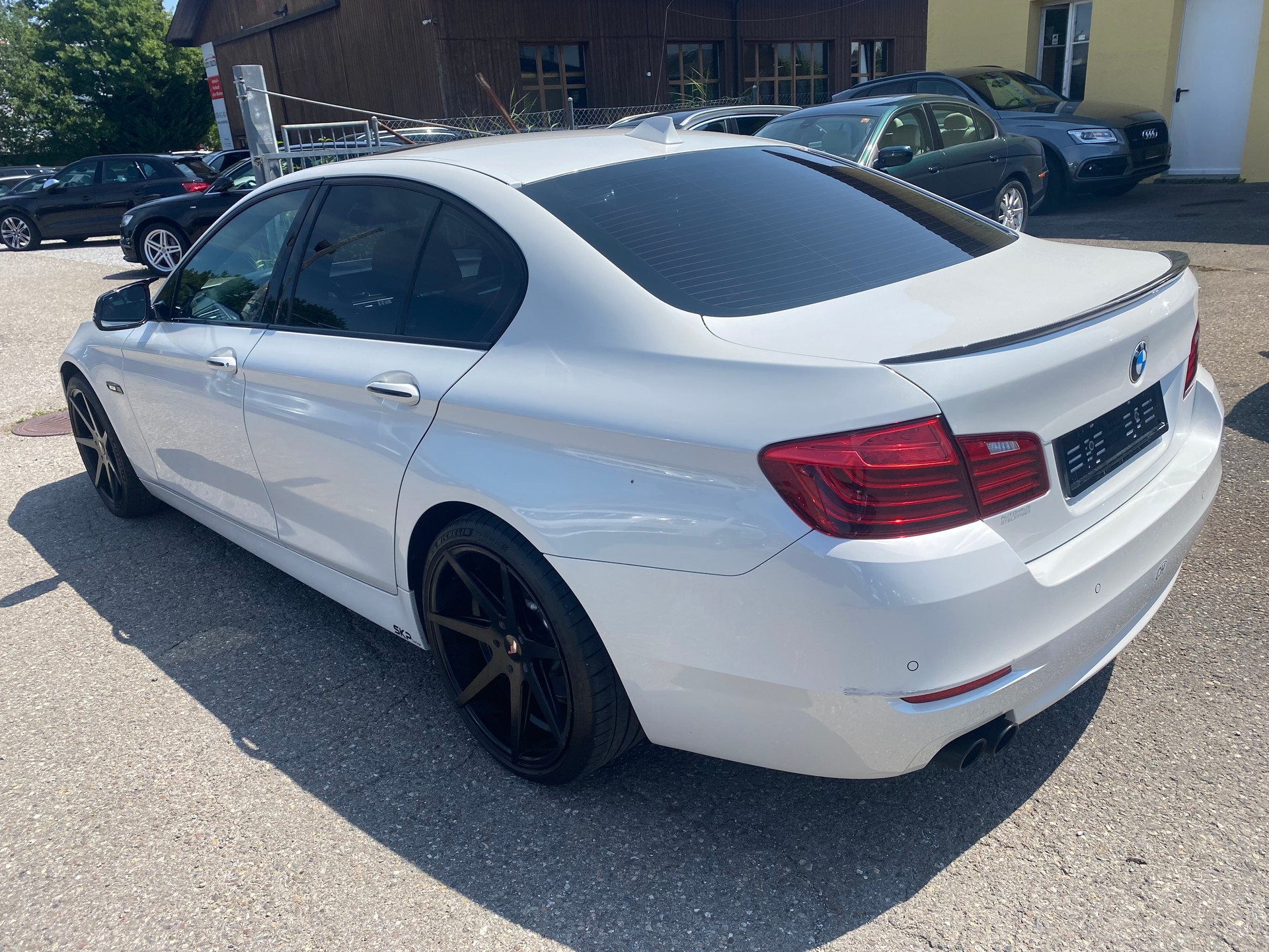 BMW 525d xDrive Luxury Line Steptronic-image-3
