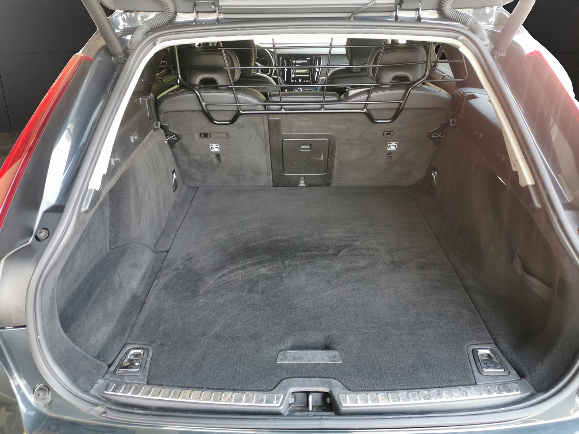 VOLVO V90 Cross Country D5 AWD Geartronic Powerpulse-image-8